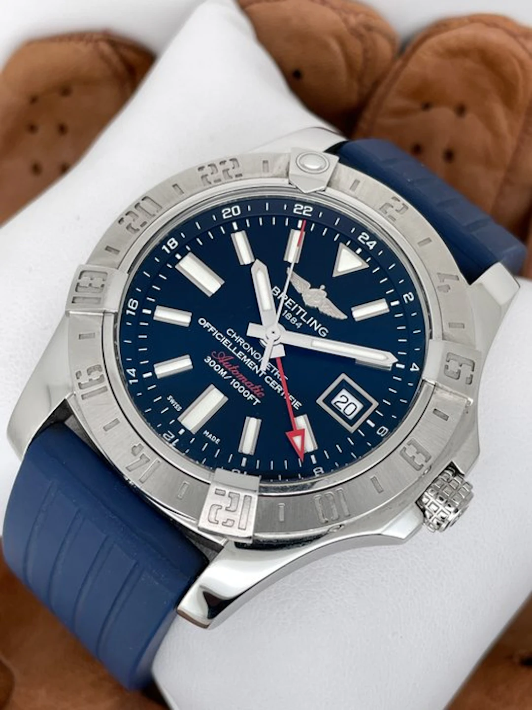 Breitling - Avenger II GMT Automatic Special Edition - A32390 - Men - 2010-2020