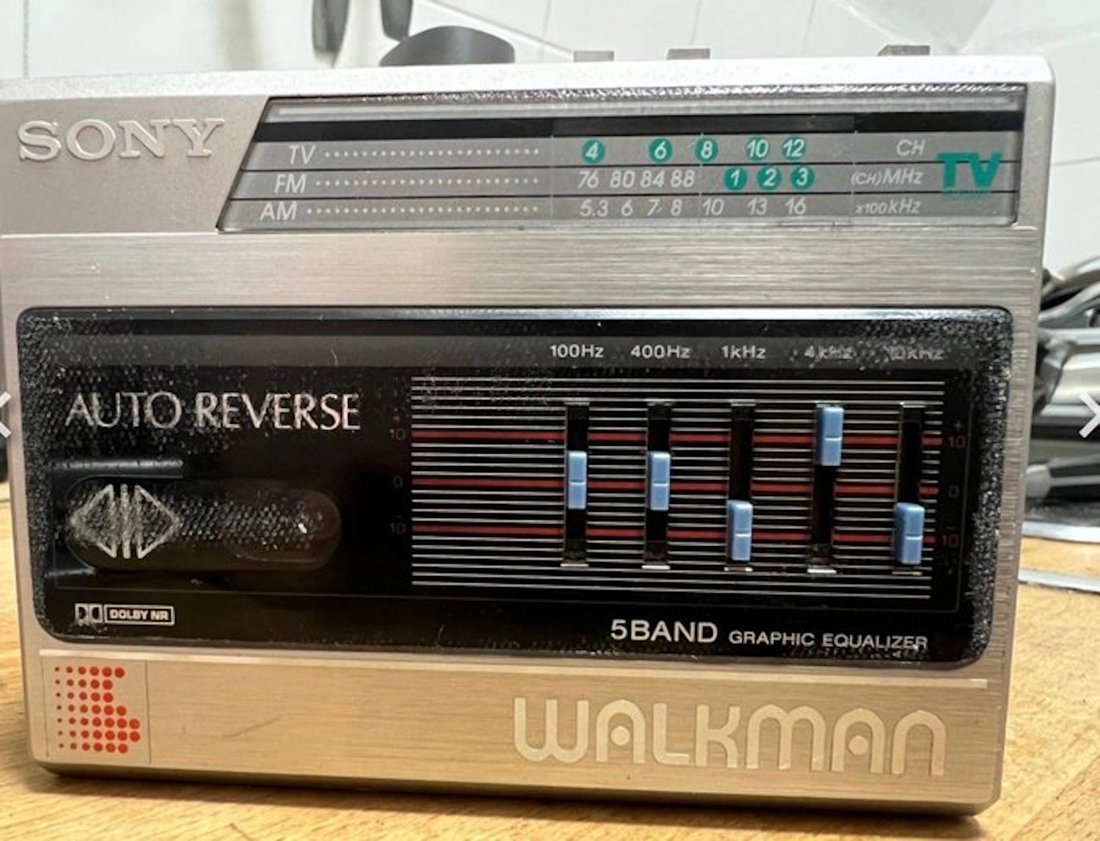 Sony - WM-F60 / Walkman Portable cassette player