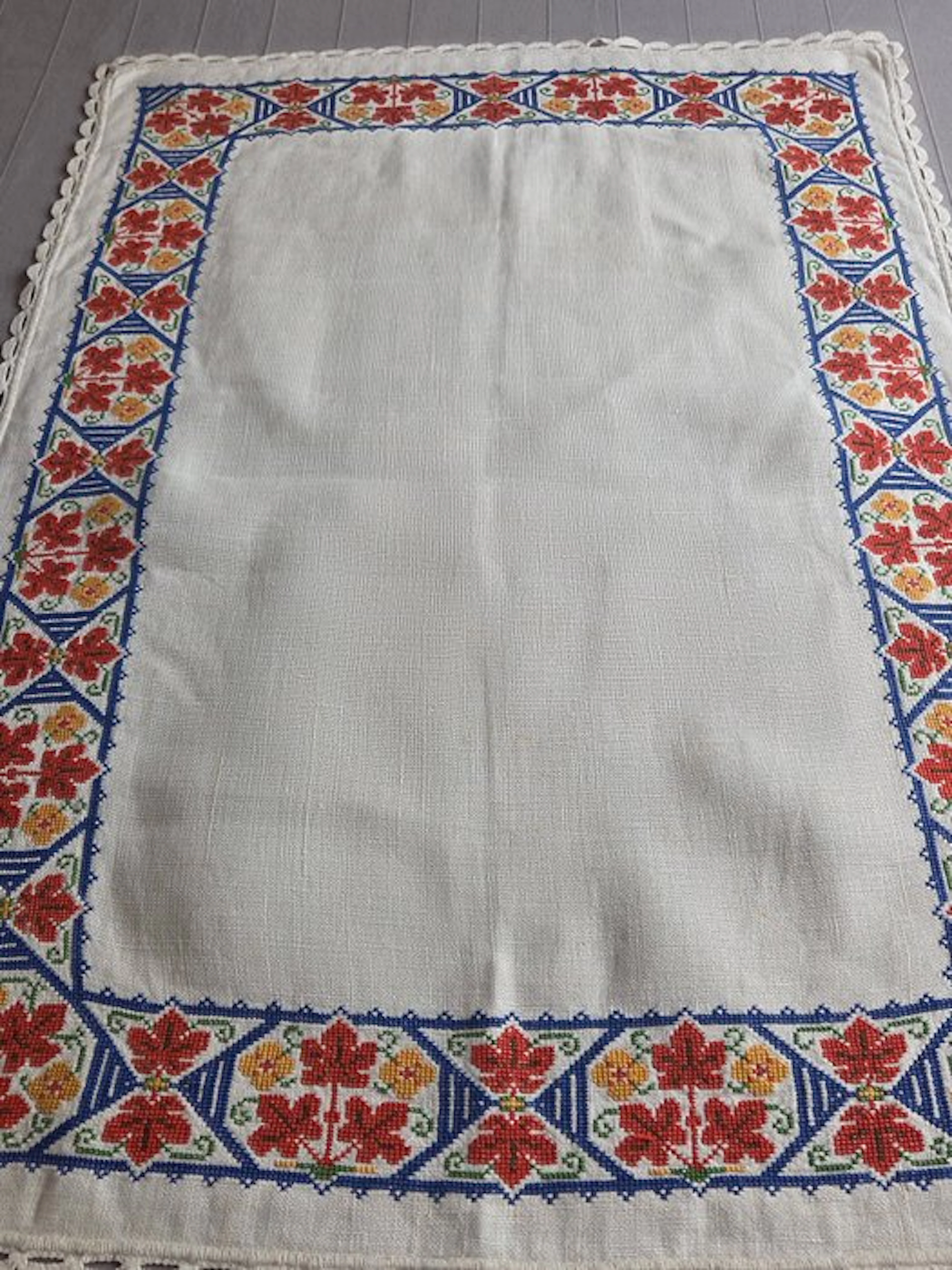 Tablecloth - 75 cm - 52 cm