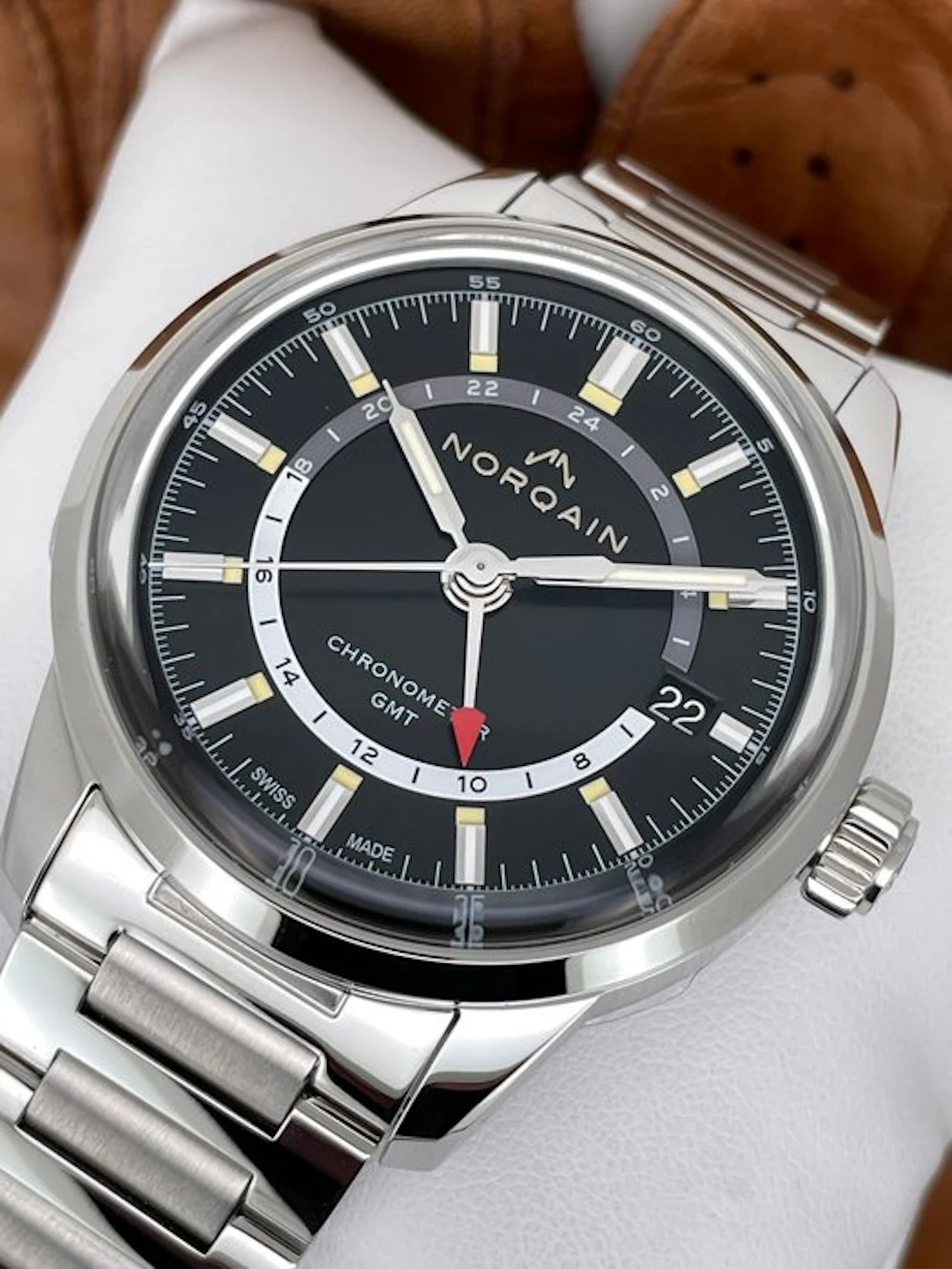Norqain - Freedom 60 GMT Chronometer Automatic...