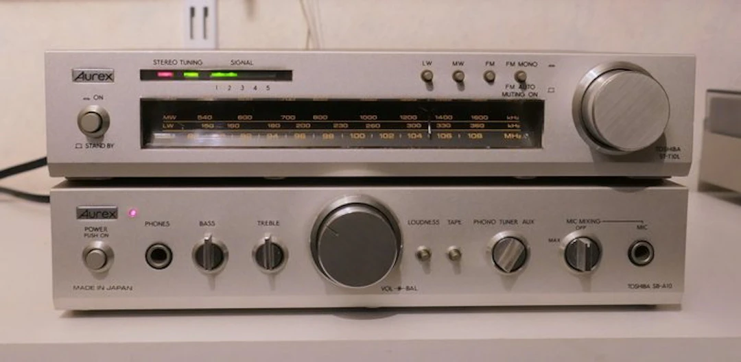 Aurex - A10 - T10L / Slim-Line Hi-fi set