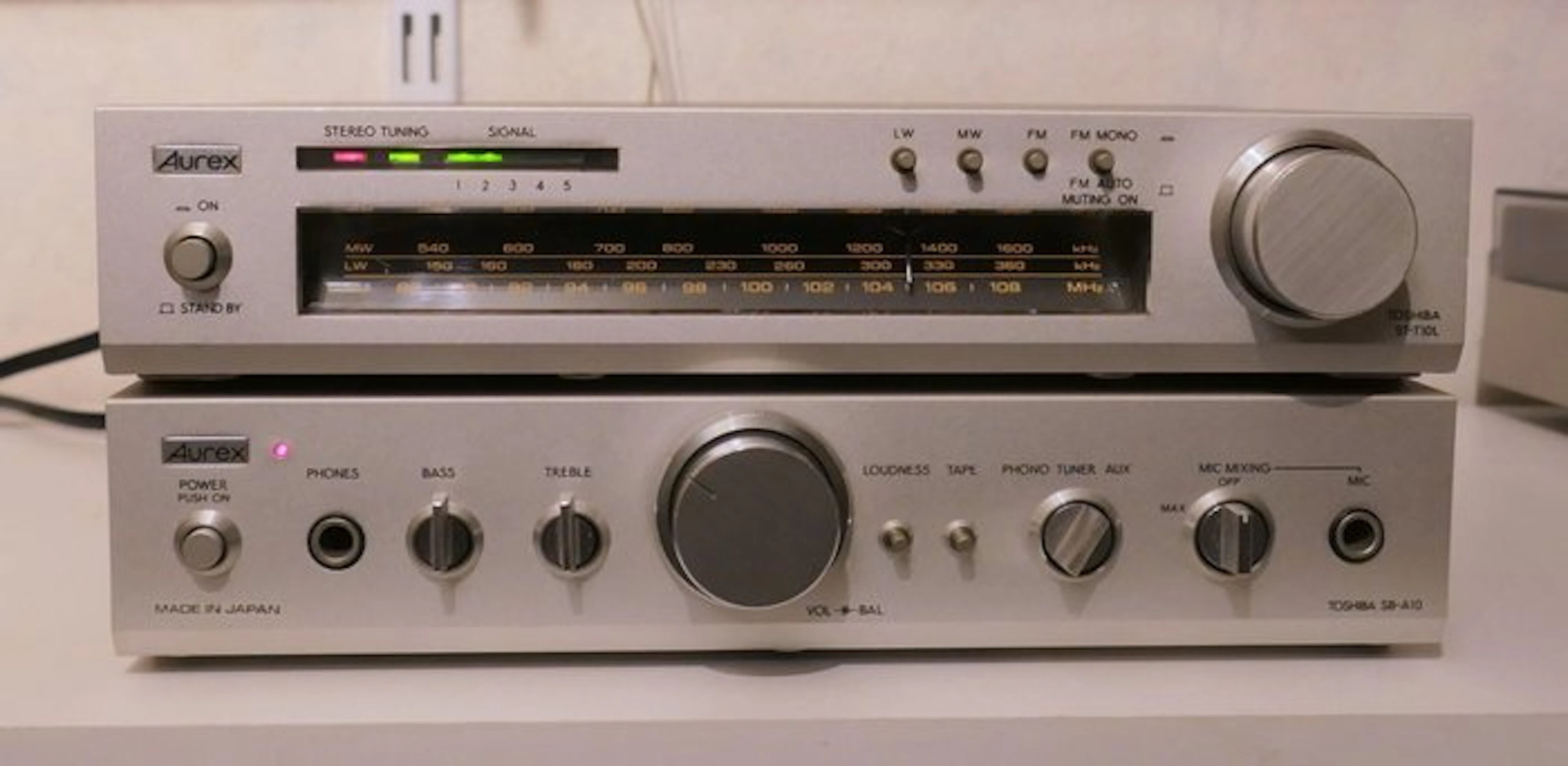 Aurex - A10 - T10L / Slim-Line Hi-fi set