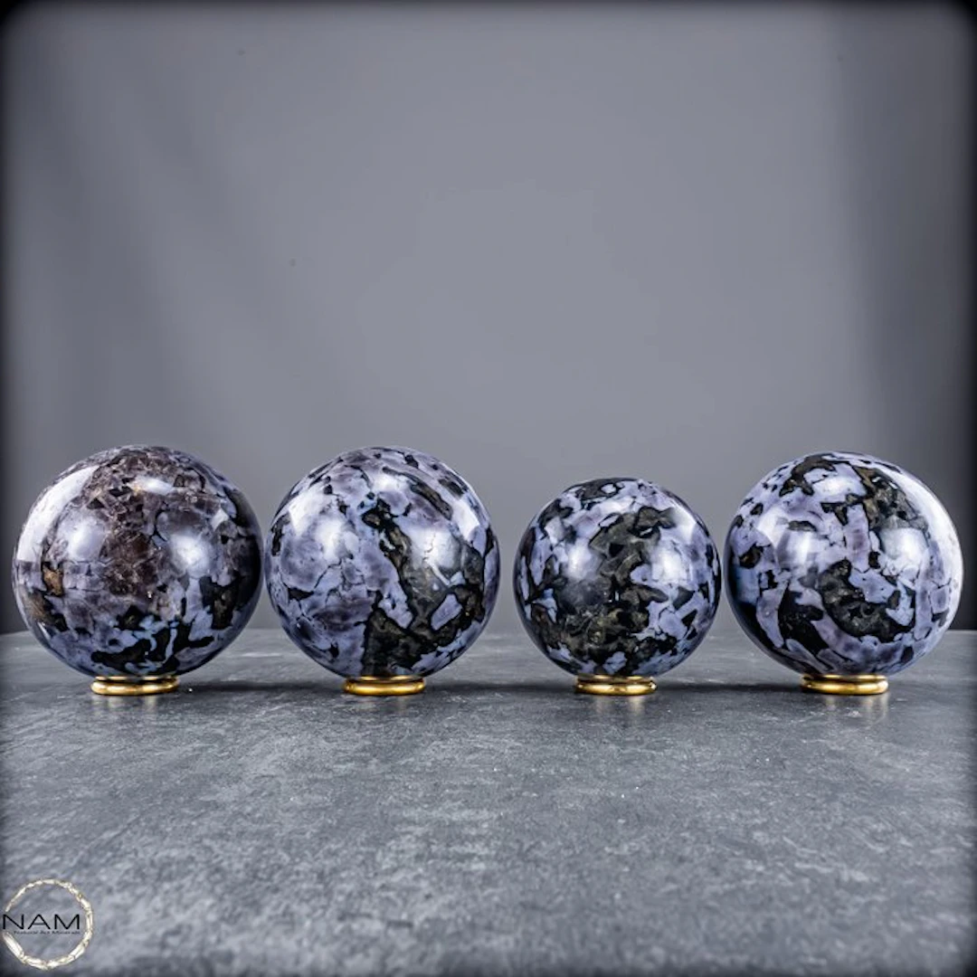 Mystical Merlinite sphere set – four extraordinary...