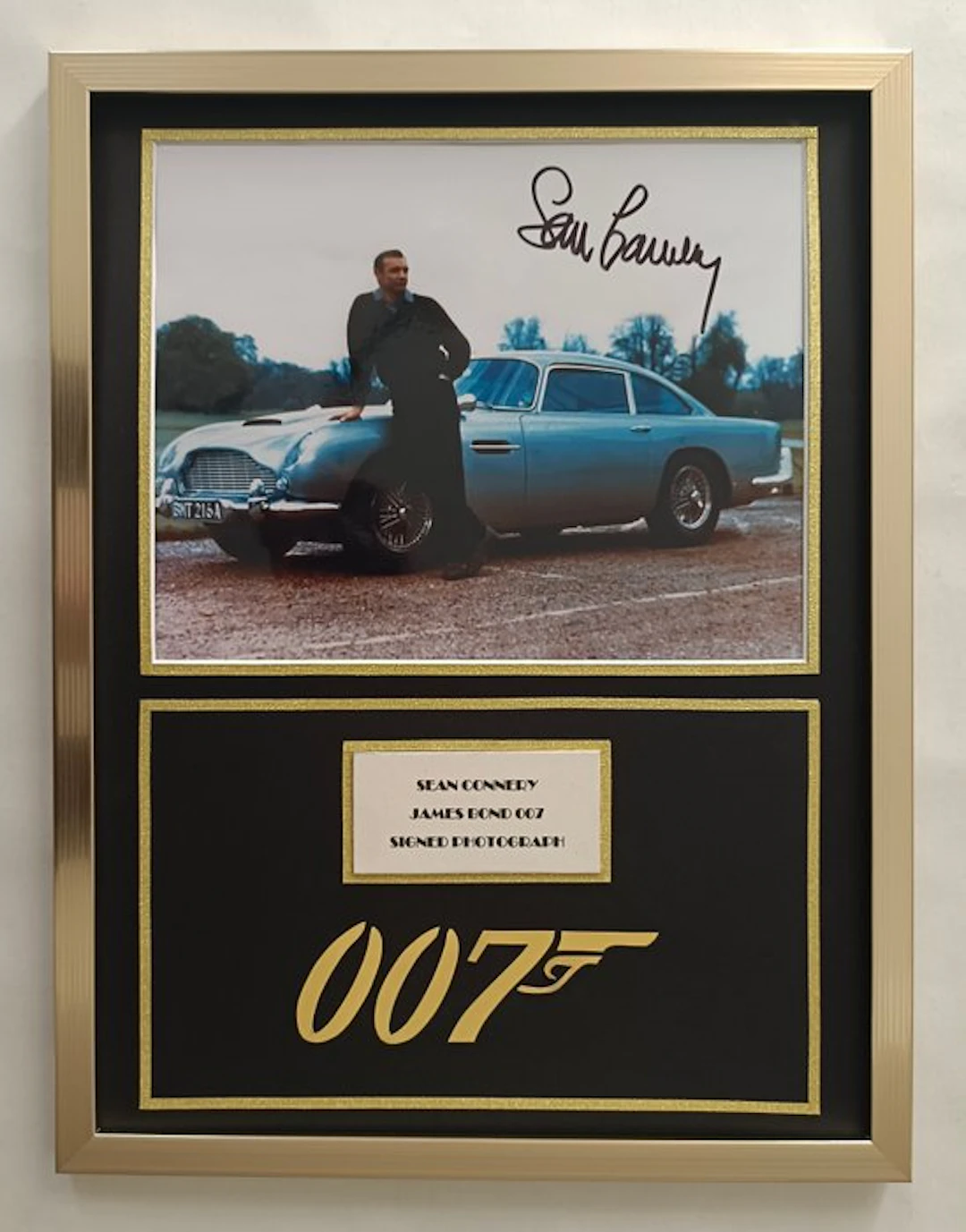 James Bond 007: Goldfinger - Sean Connery hand signed...