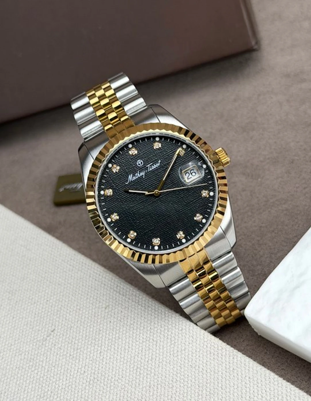 Mathey-Tissot - Black linen Dial Date - No reserve price...