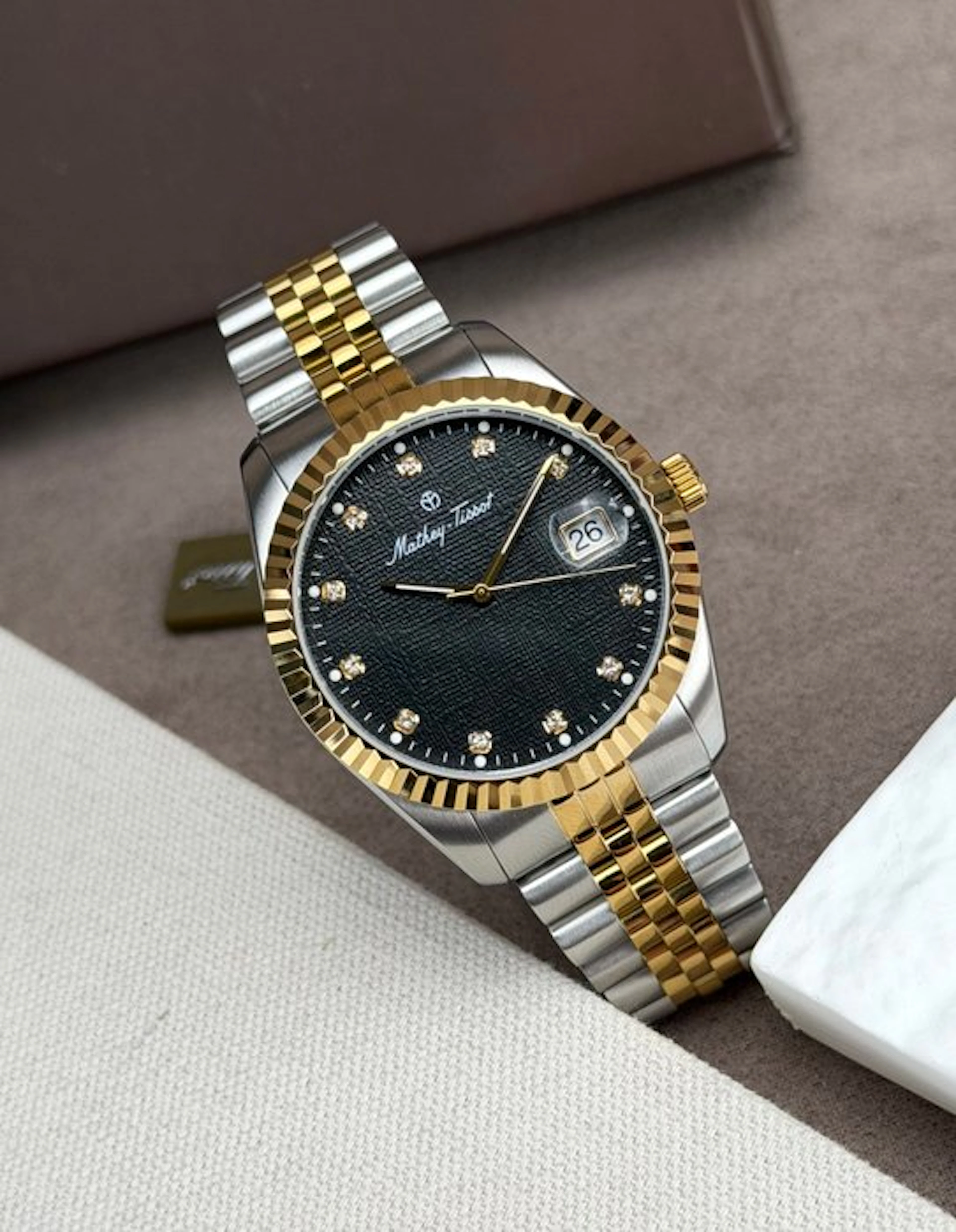 Mathey-Tissot - Black linen Dial Date - No reserve price...
