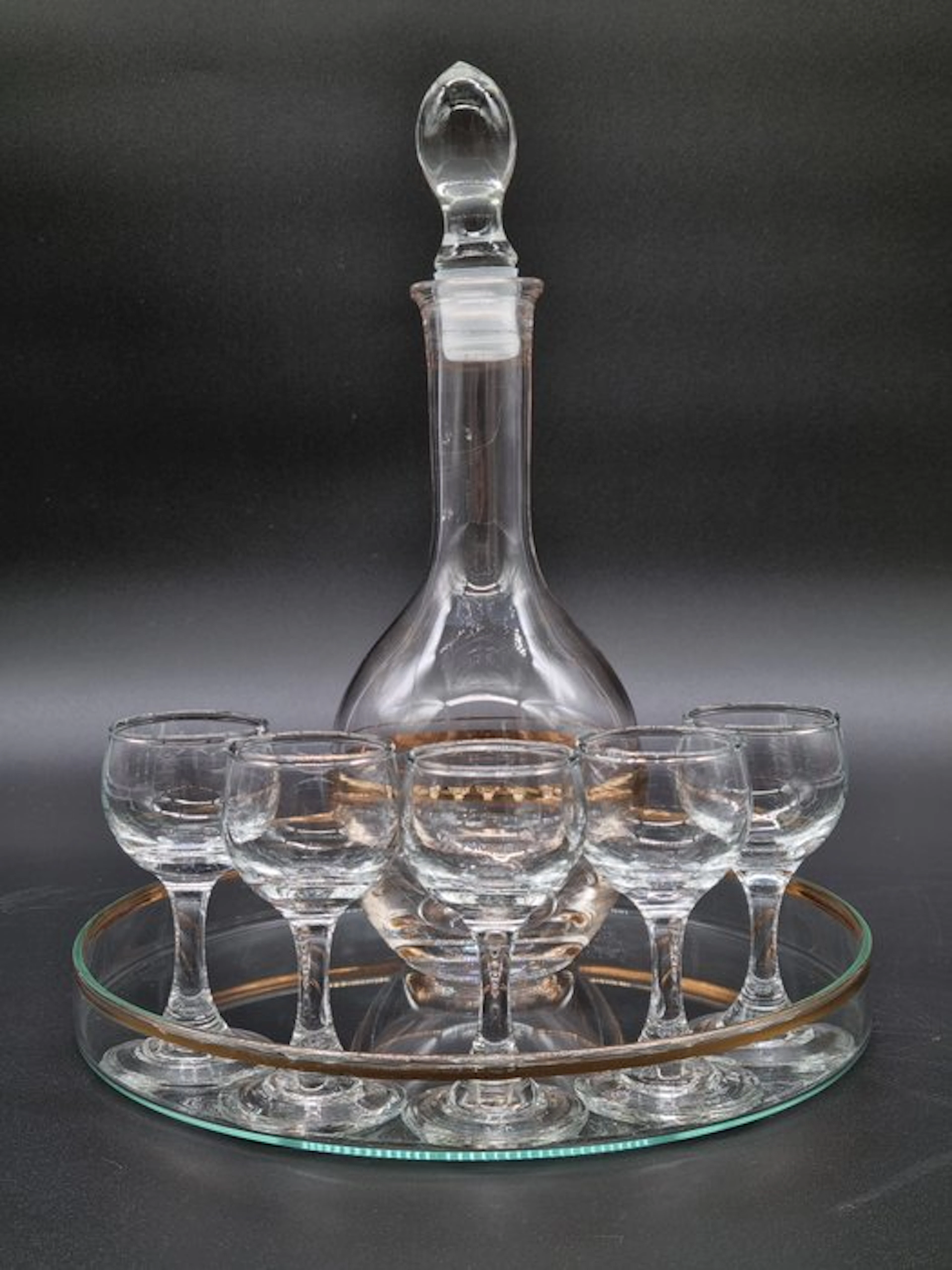 Elegantes Likör-Set mit Golddekor – Karaffe, 6 Gläser & Tablett - Jar - Glass