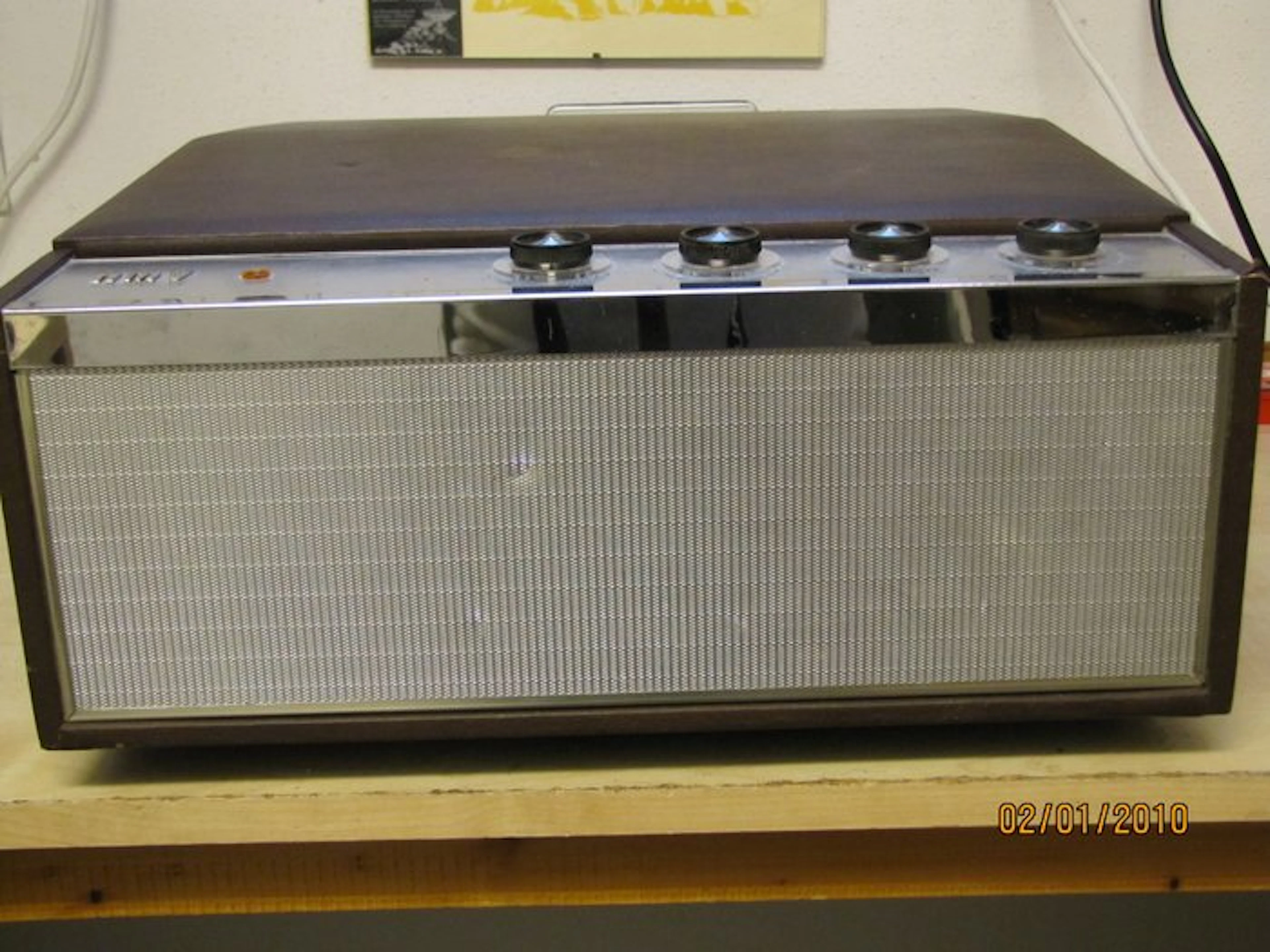 HMV, Behringer - Model 2012 Record player