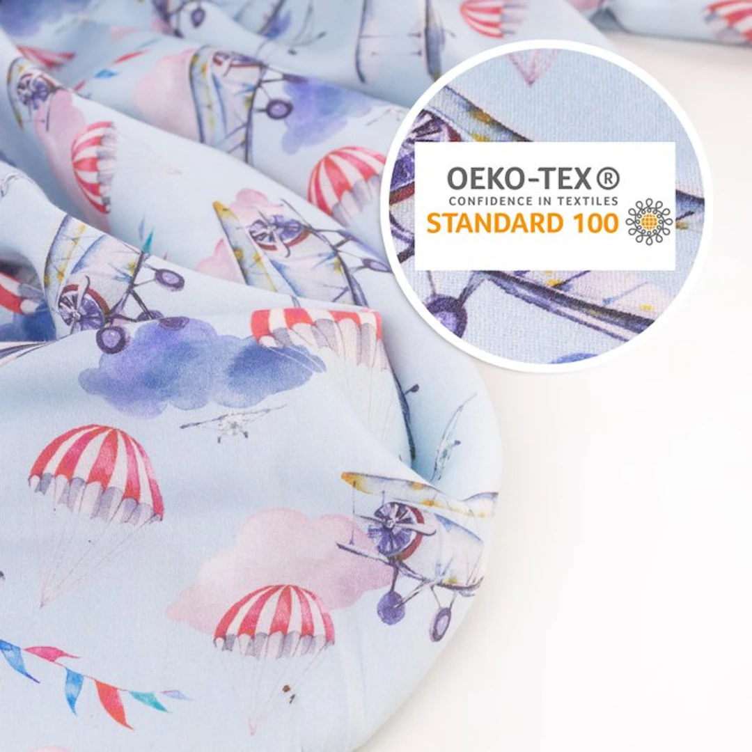 5.00 x 1.40 METERS Fun digital-print fabric for children...