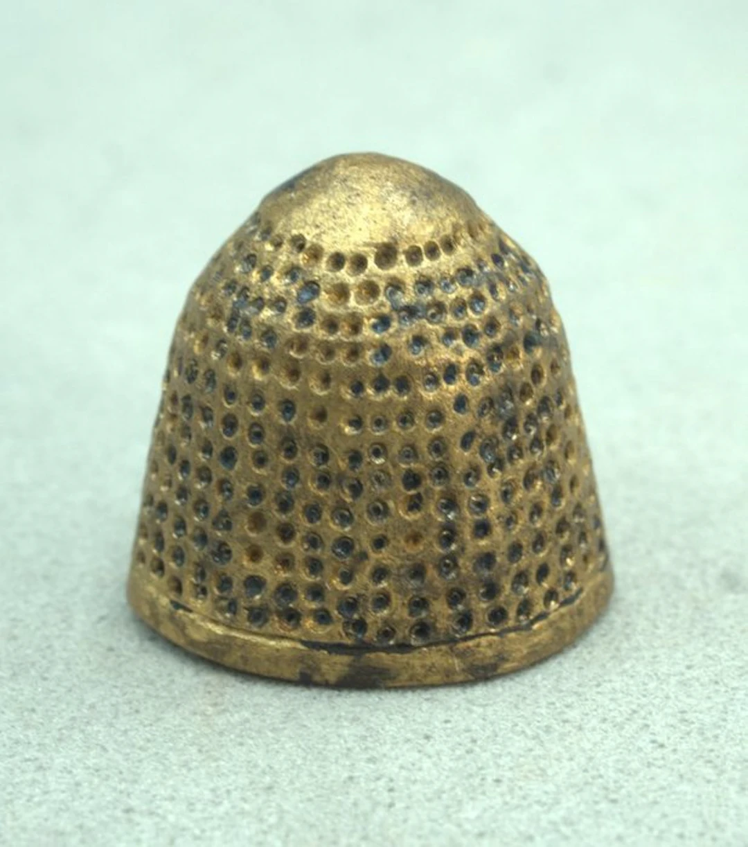 Medieval brass Thimble - 17 mm (No reserve price)