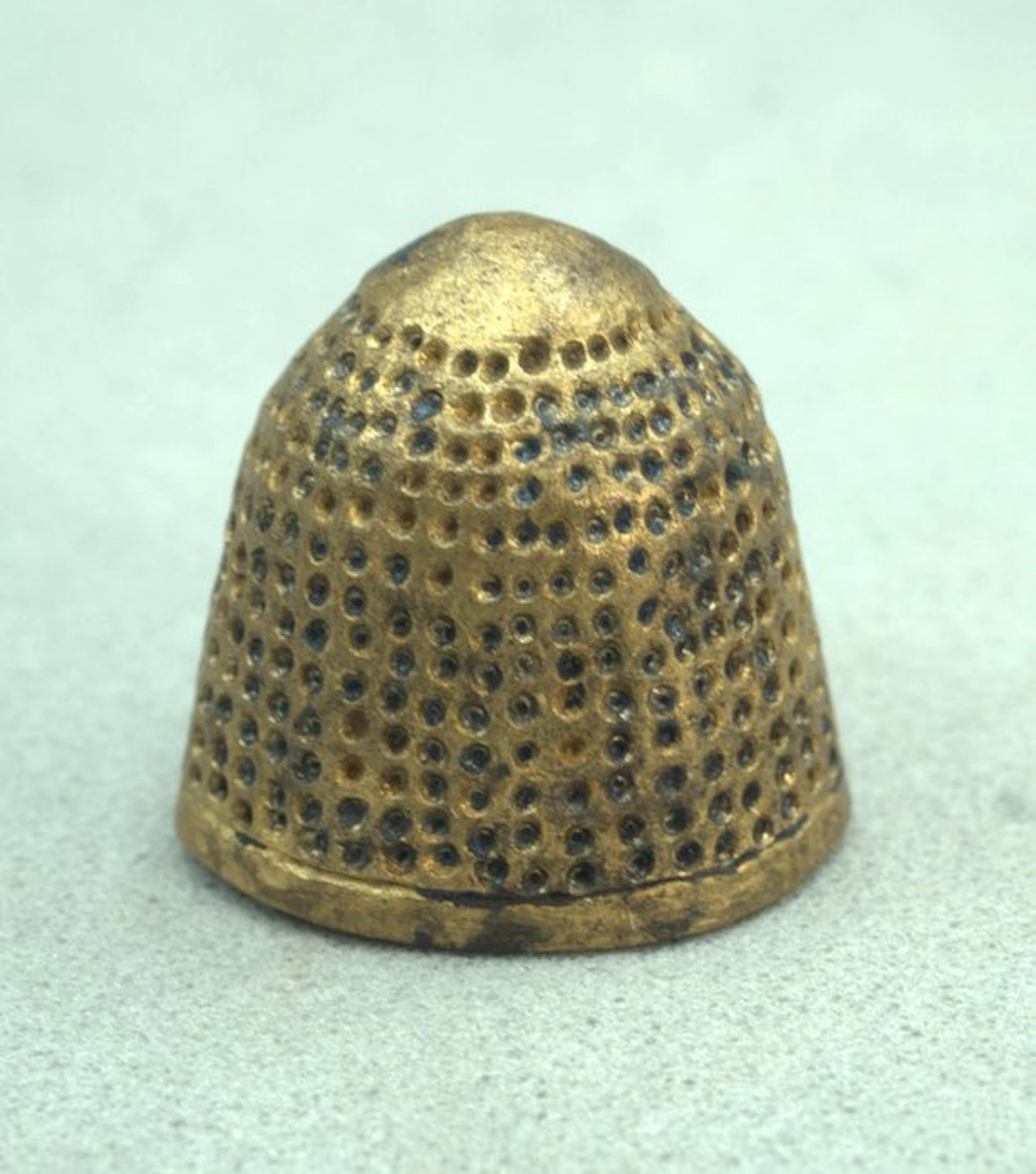 Medieval brass Thimble - 17 mm (No reserve price)