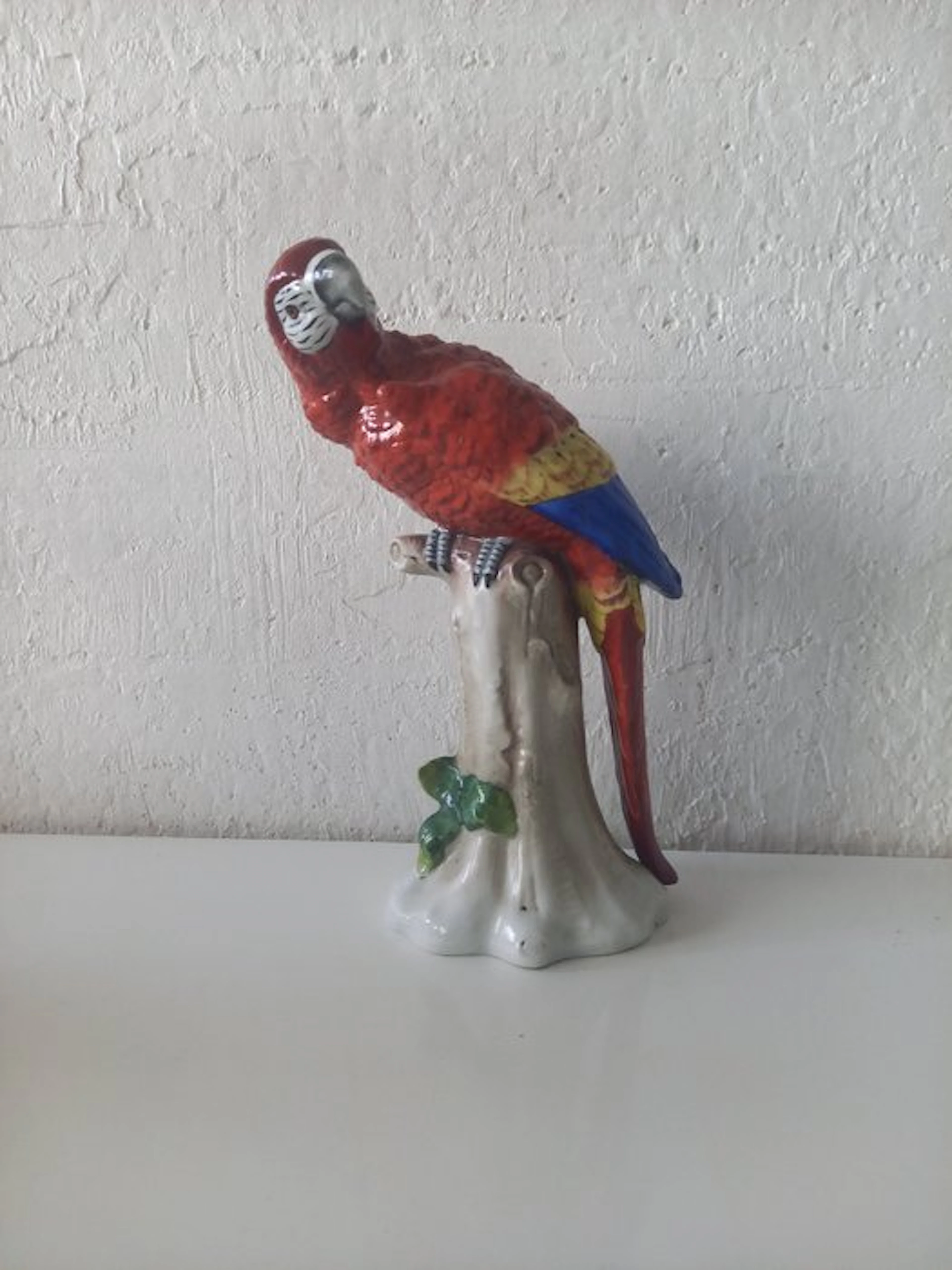 Ernst Bohne & Söhne - Sculpture, Perroquet Ara - 20 cm - Porcelain