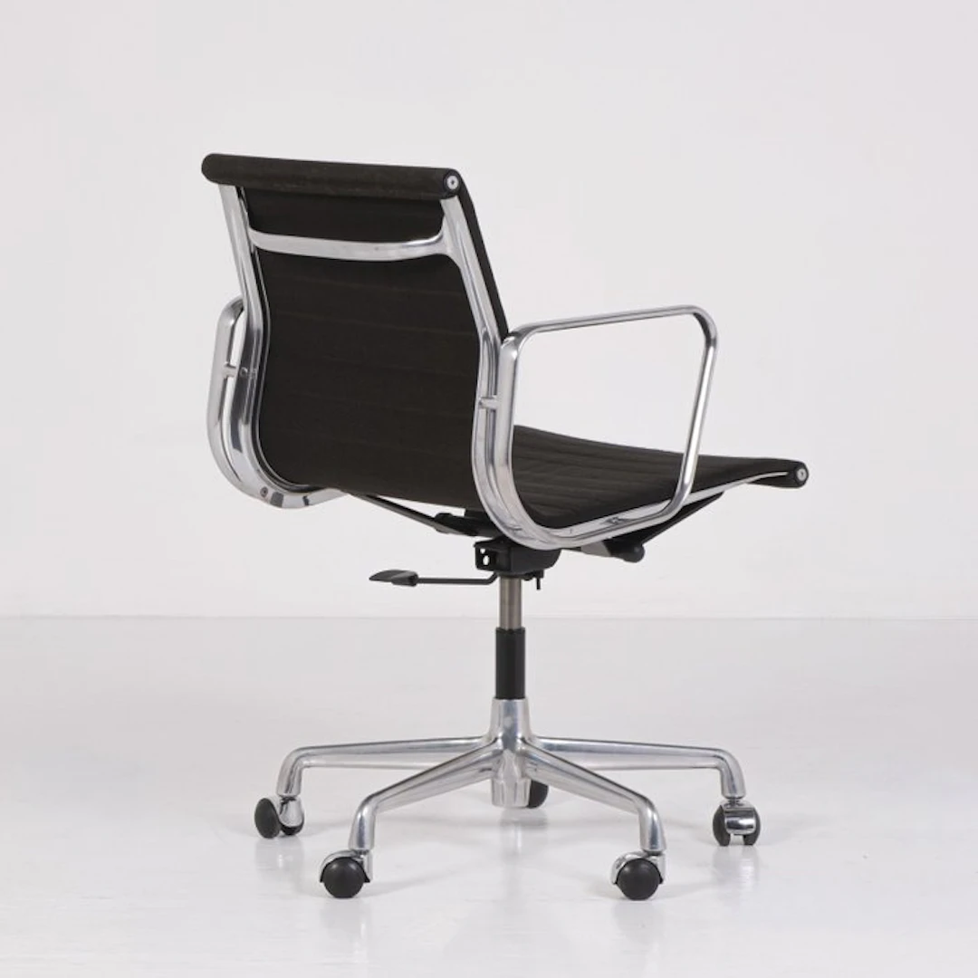 ICF - Charles & Ray Eames - Chair - EA117 - Aluminium, Textile