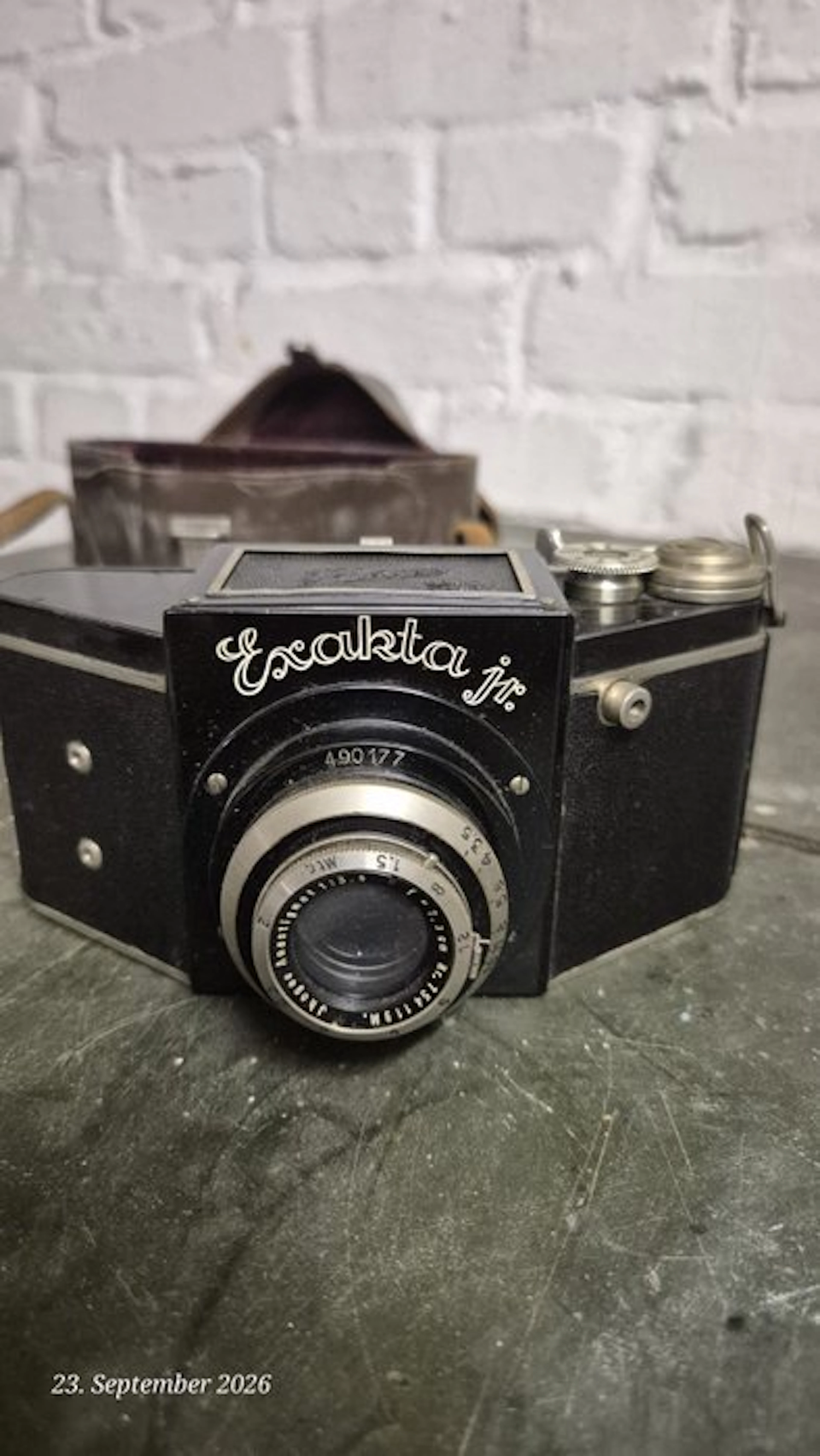 Exakta, Ihagee Exakta Jr. Single lens reflex camera (SLR)