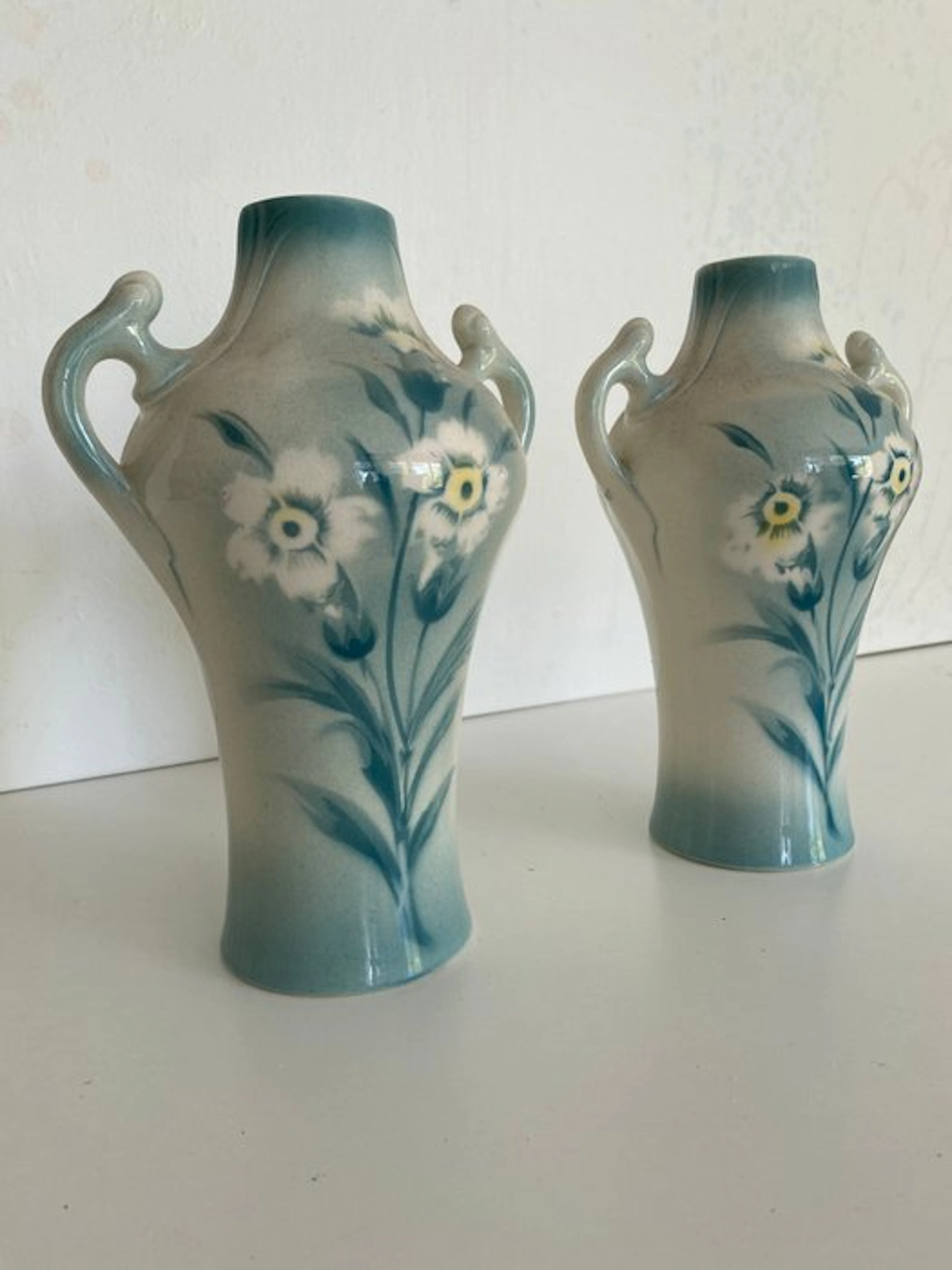 Vase (2) - Earthenware - Pair of antique vases