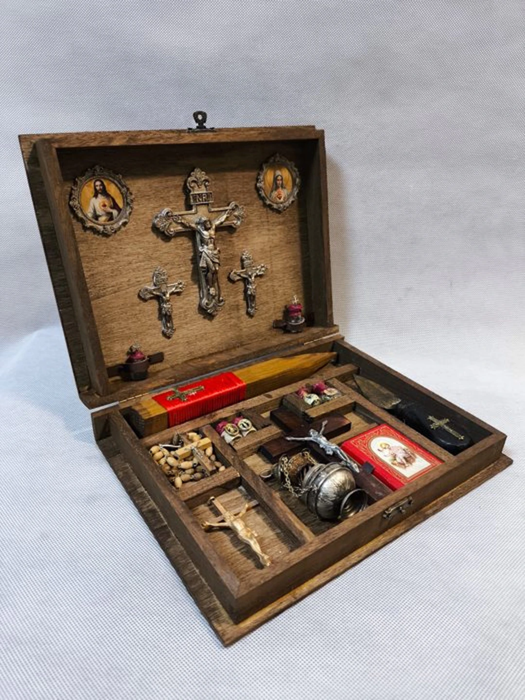 Vampire Hunter Kit - Wood, glass, metal, etc - 2020+