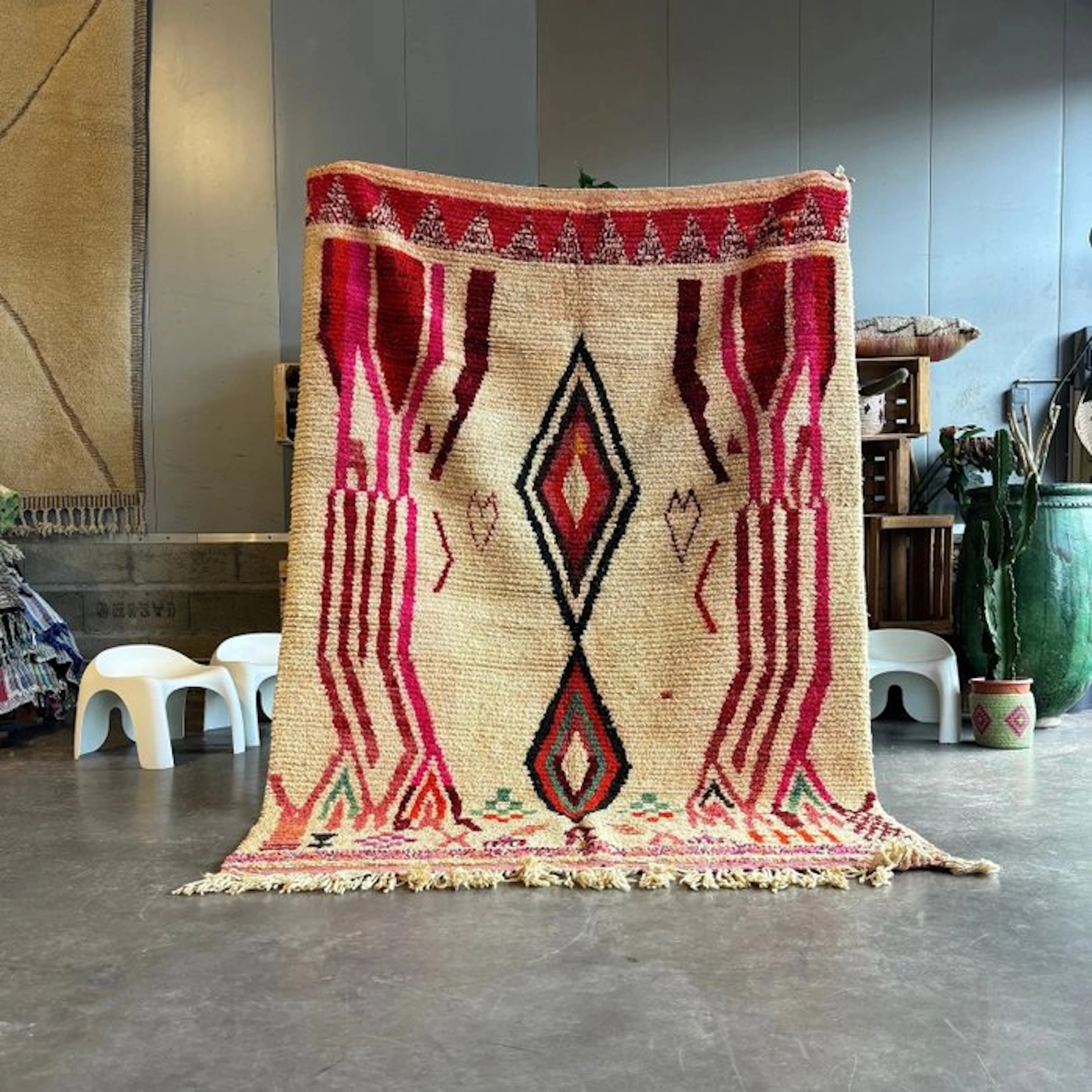 Moroccan Wool Rug 180x260 cm