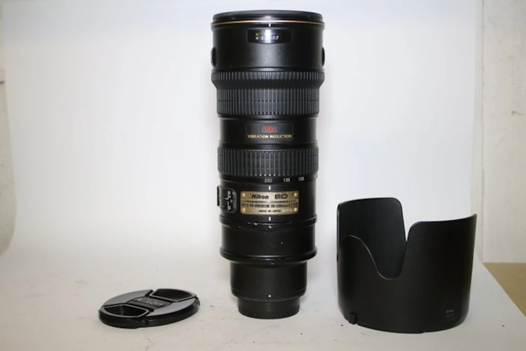Nikon AF-S 70-200mm f/2.8G ED VR Camera lens