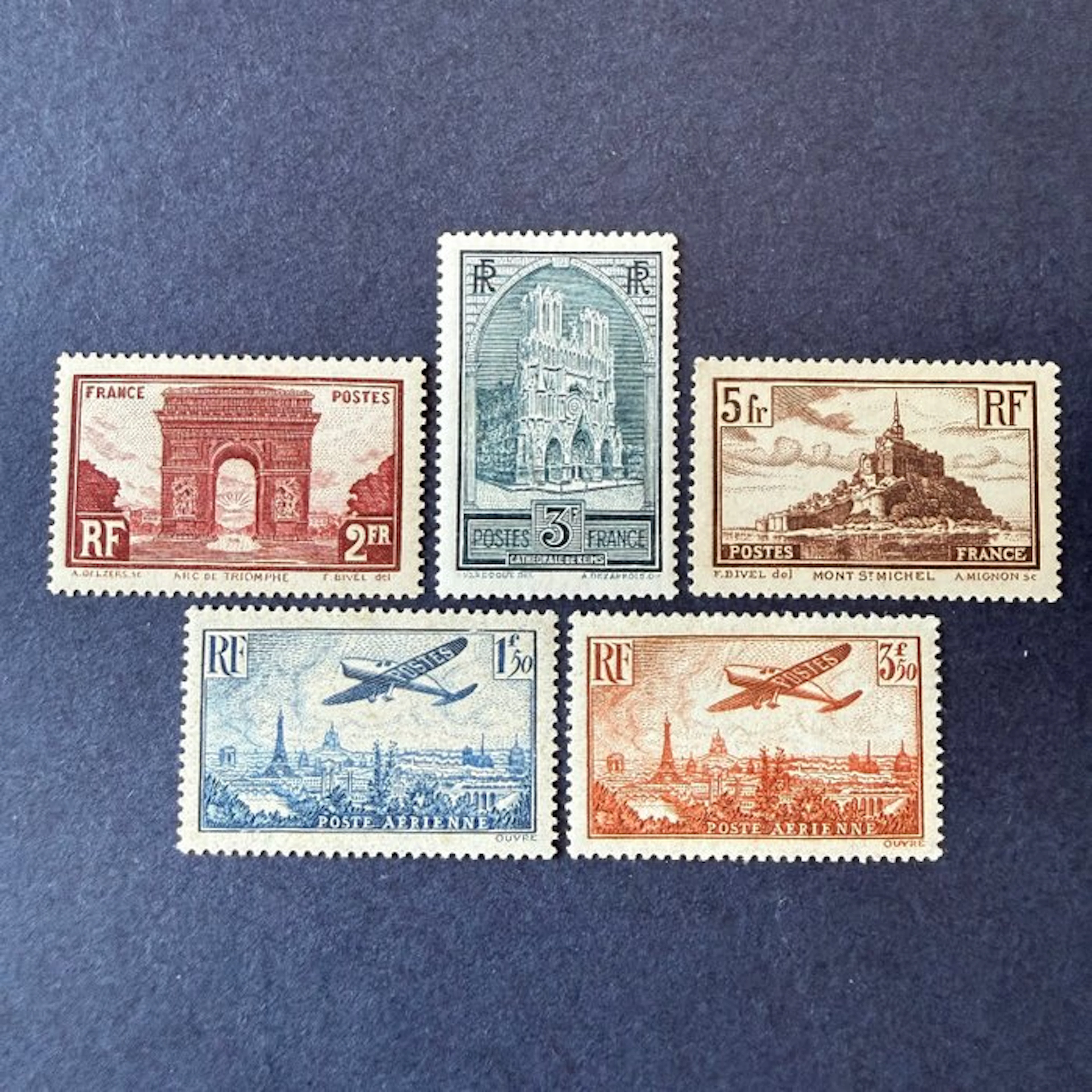 France - Yvert 258/260 + Air Mail stamp in mint condition **/*