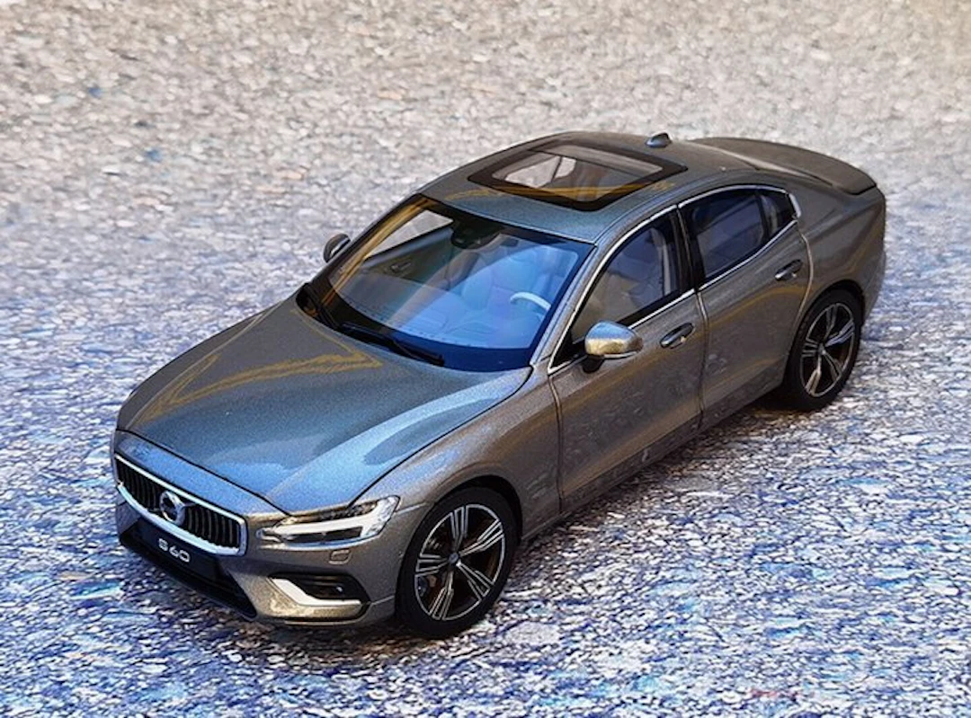 Paudi Model 1:18 - Model car - Volvo S60 T5 - 2020
