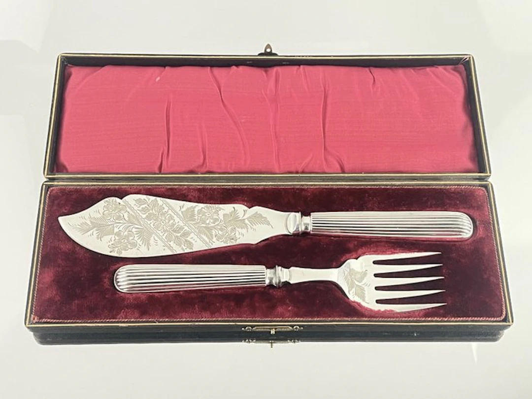 Victorian / Edwardian - Serving utensil (2)...