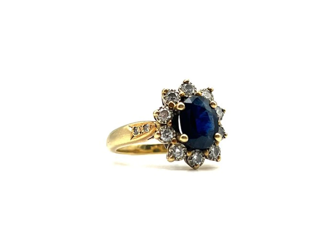 Ring - 18 kt. Yellow gold - 1.00ct. tw. Sapphire - Diamond
