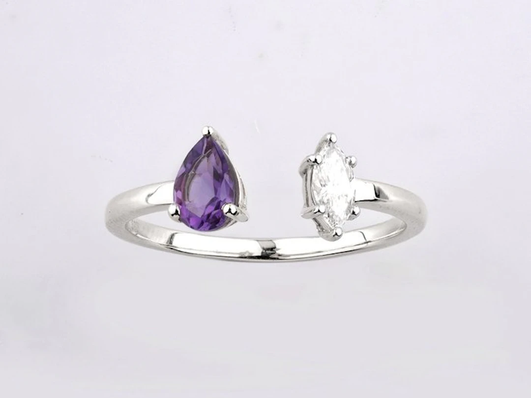 Ring - 14 kt. White gold - 0.59ct. tw. Amethyst - Diamond