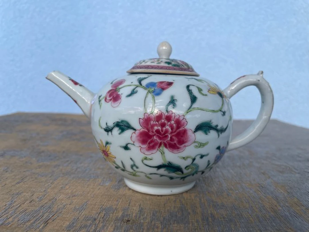 Teapot - Porcelain