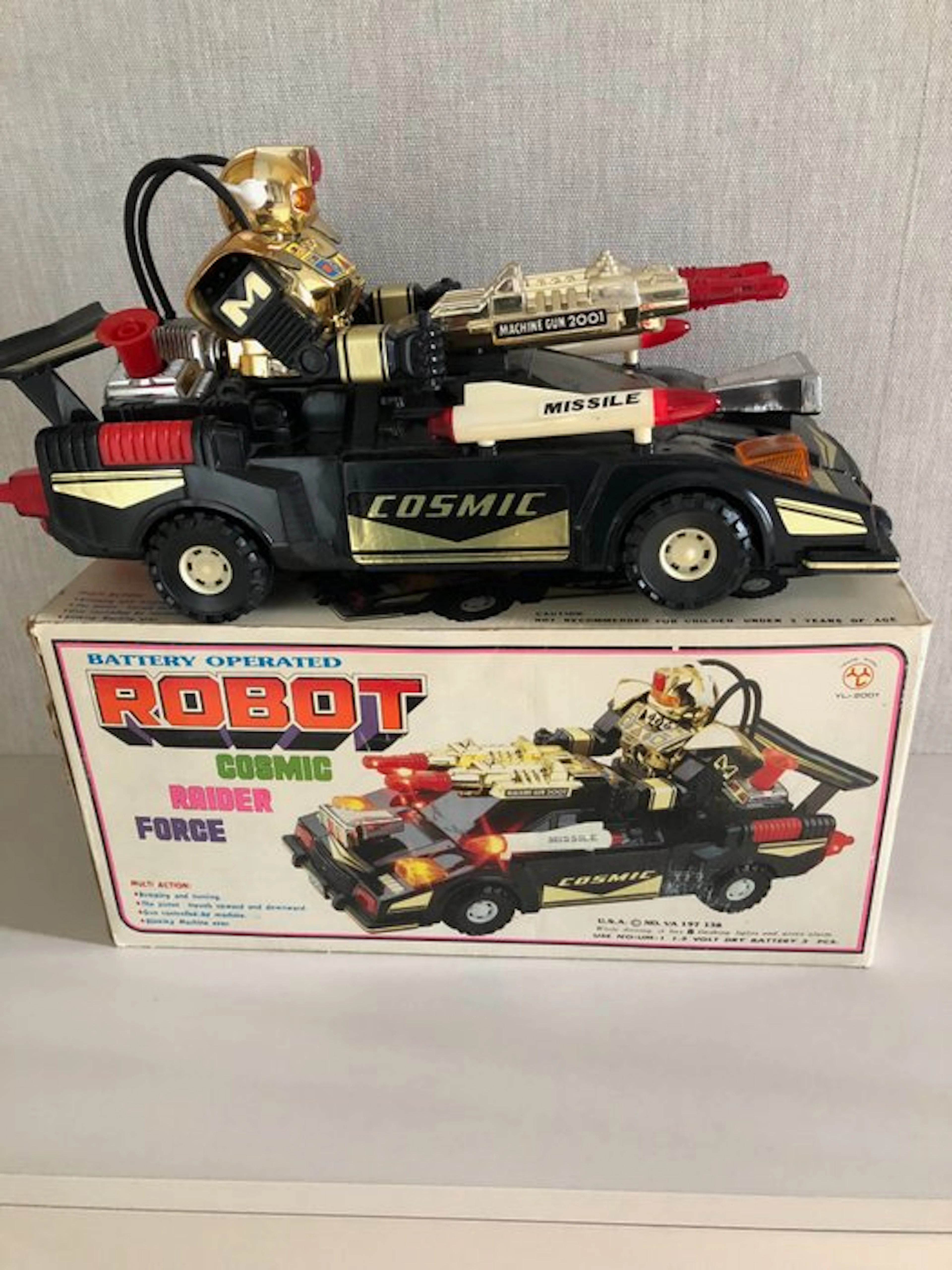 YL-2001 - Toy robot Robot cosmic - 1980-1990 - United States