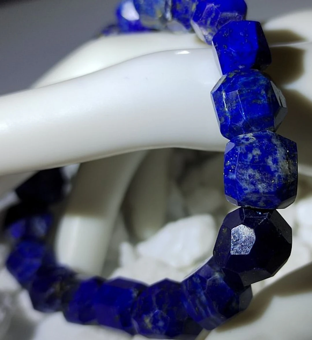 Lapis lazuli bracelet - high quality - 166.90 cts- 33.38 g