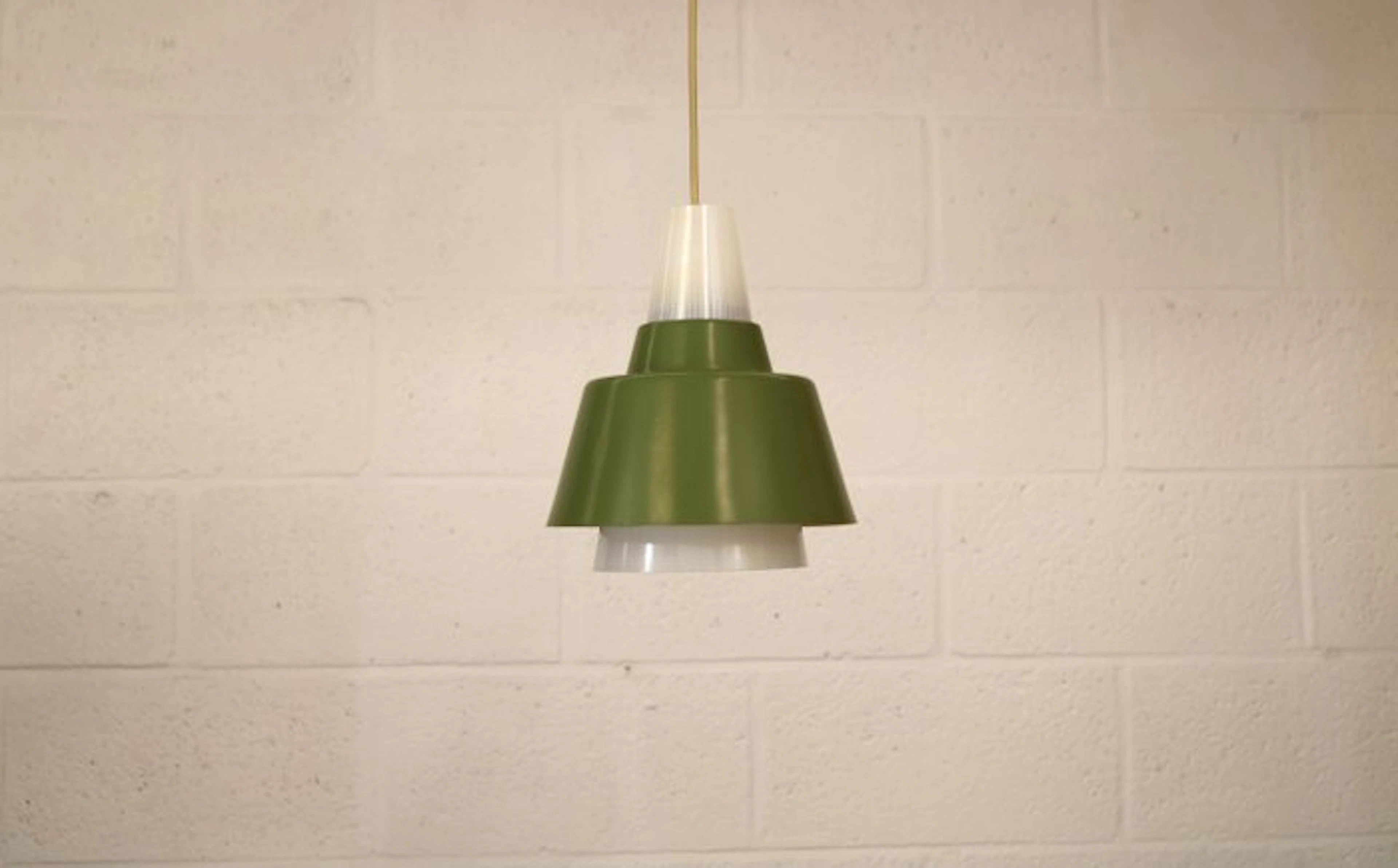 Opaal glas en mosgroene Scandinavische hanglamp - Lamp - Metal, Glass
