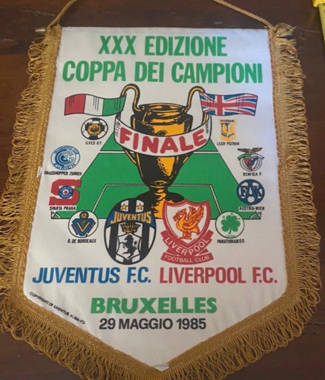 Juventus - Coppa dei Campioni - 1985 - Flag / pennant