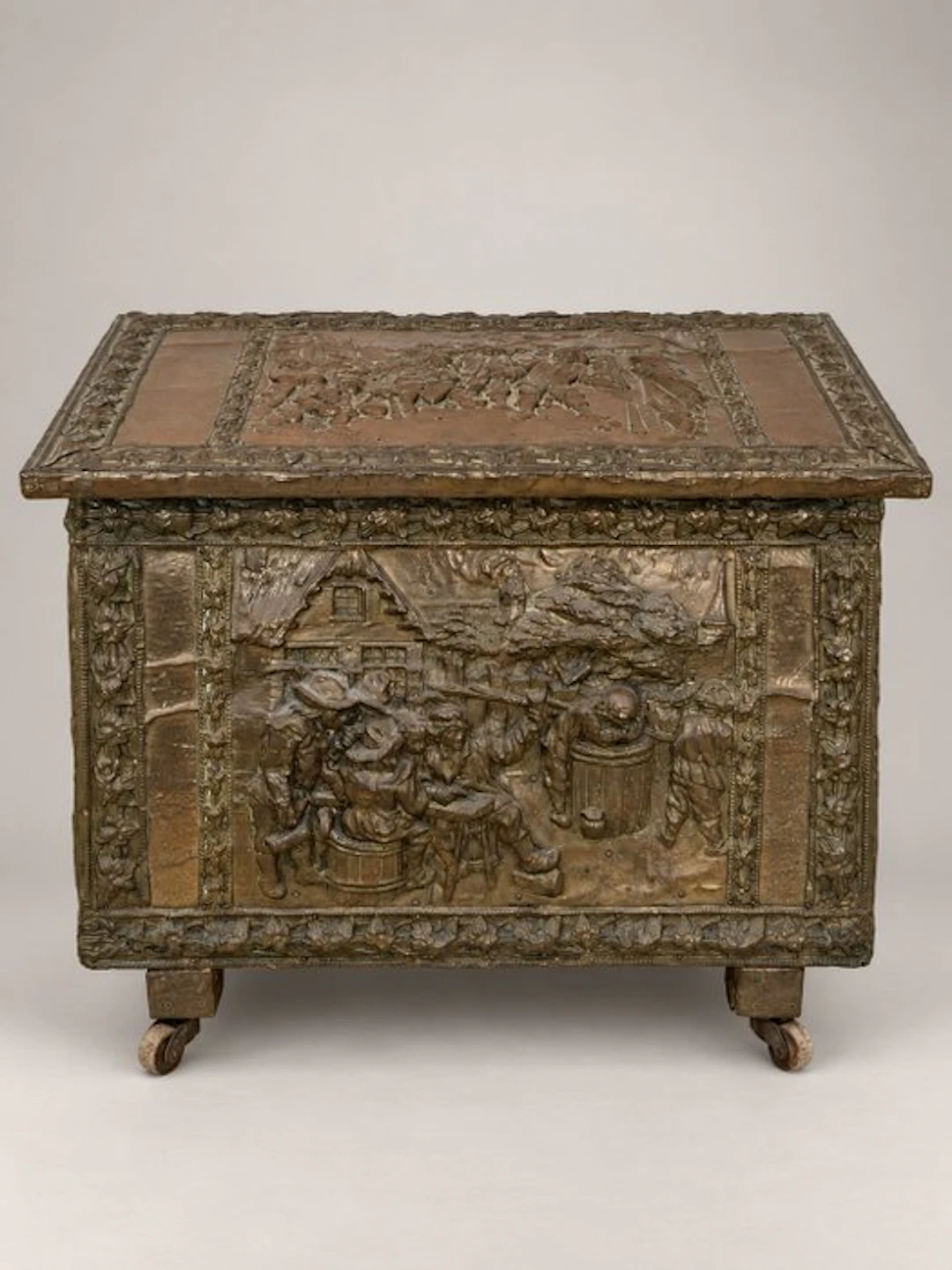 Storage trunk - Copper, Hardwood - Decorative chest.