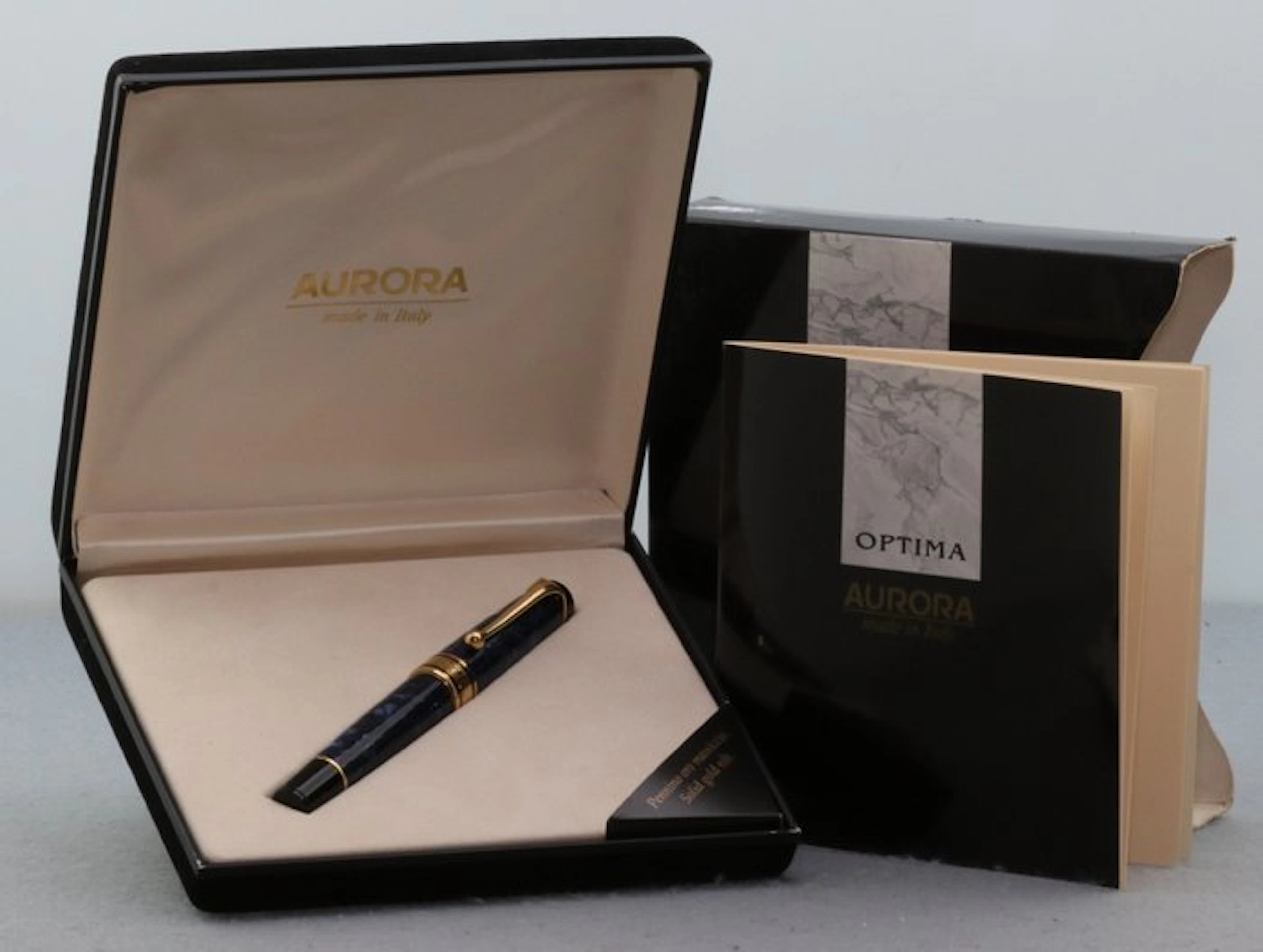 Aurora - optima blue marble - Fountain pen