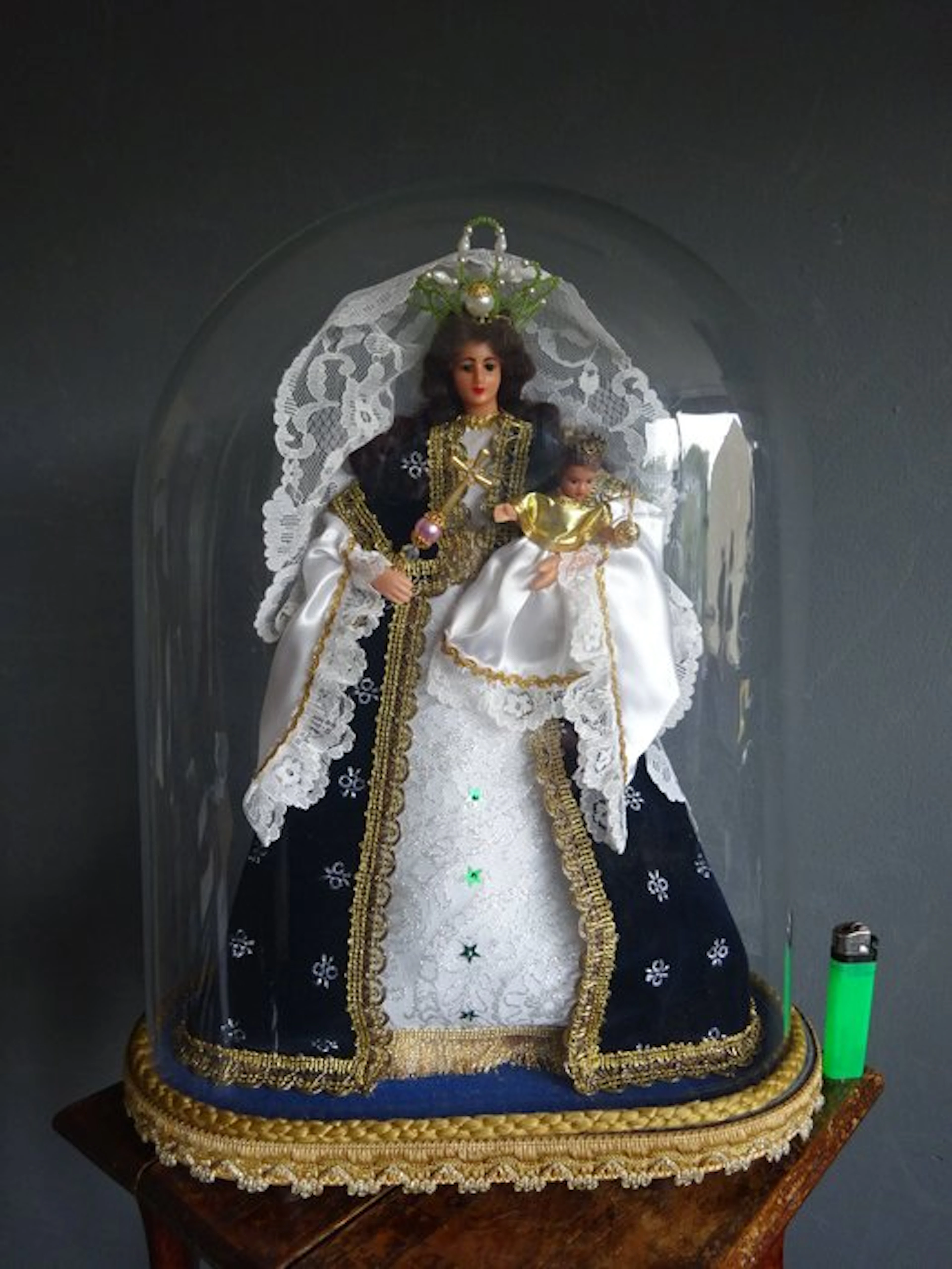 Statue, Maria en Kind Jezus in Stolp - 44 cm - Glass