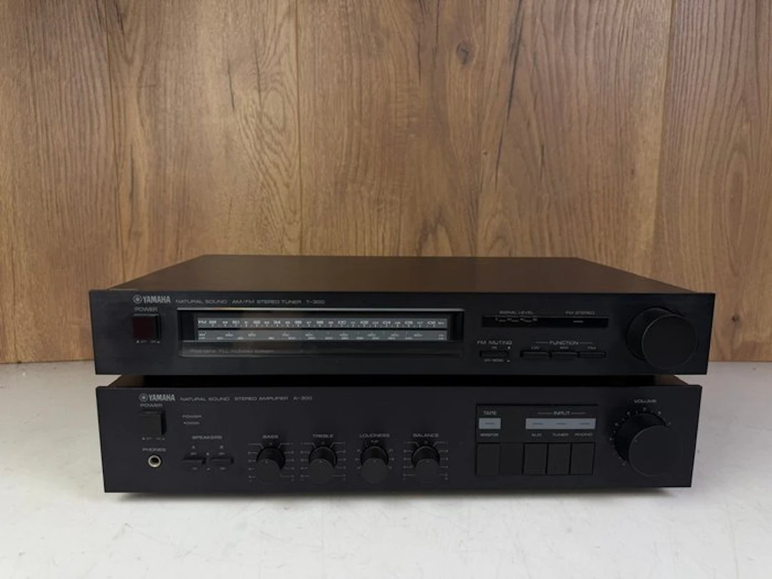 Yamaha - A-300 Amplifier - T-300 Tuner Stereo set