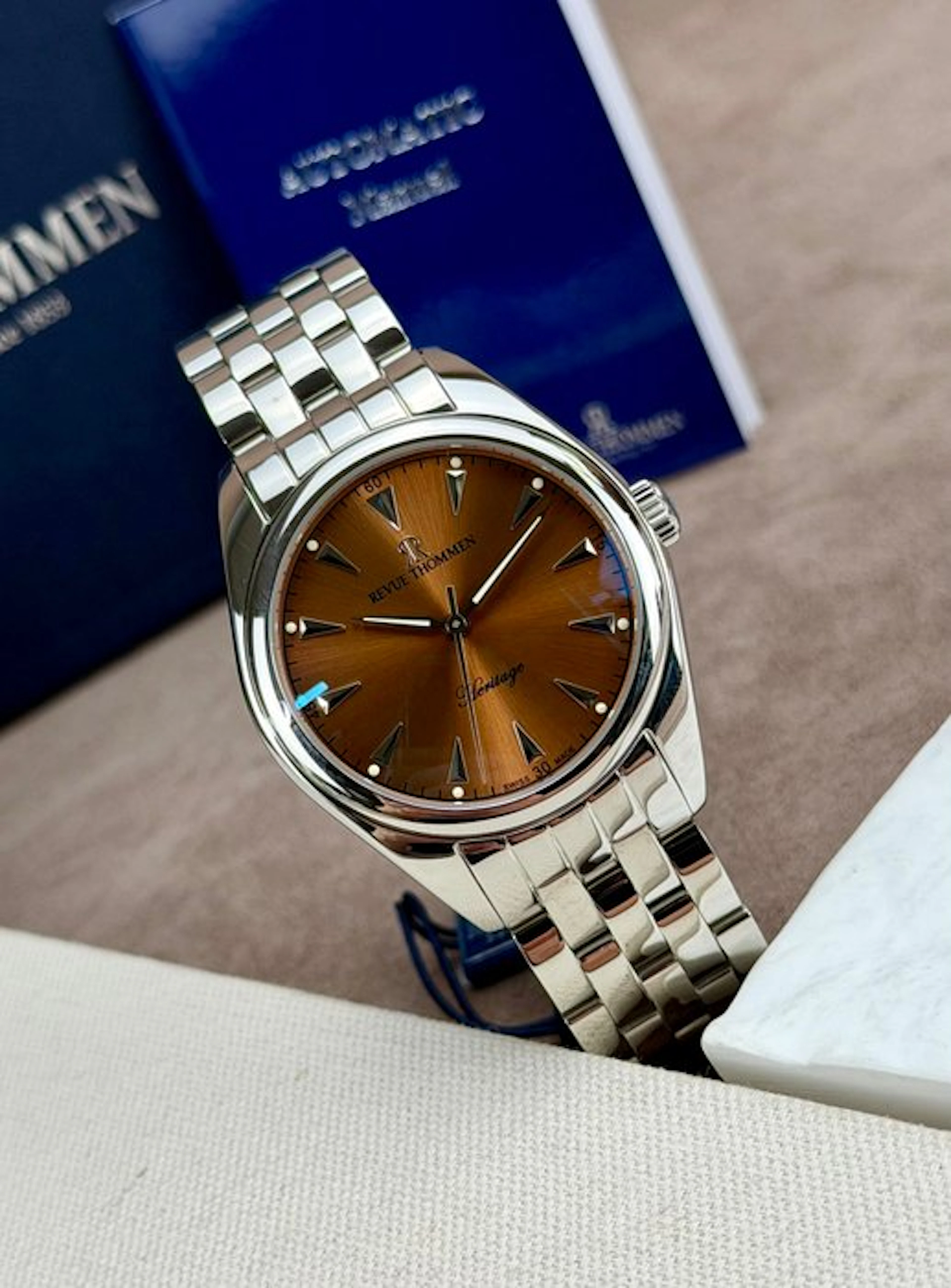 Revue Thommen - Heritage Automatic Champagne dial - 21010.2139 - Men