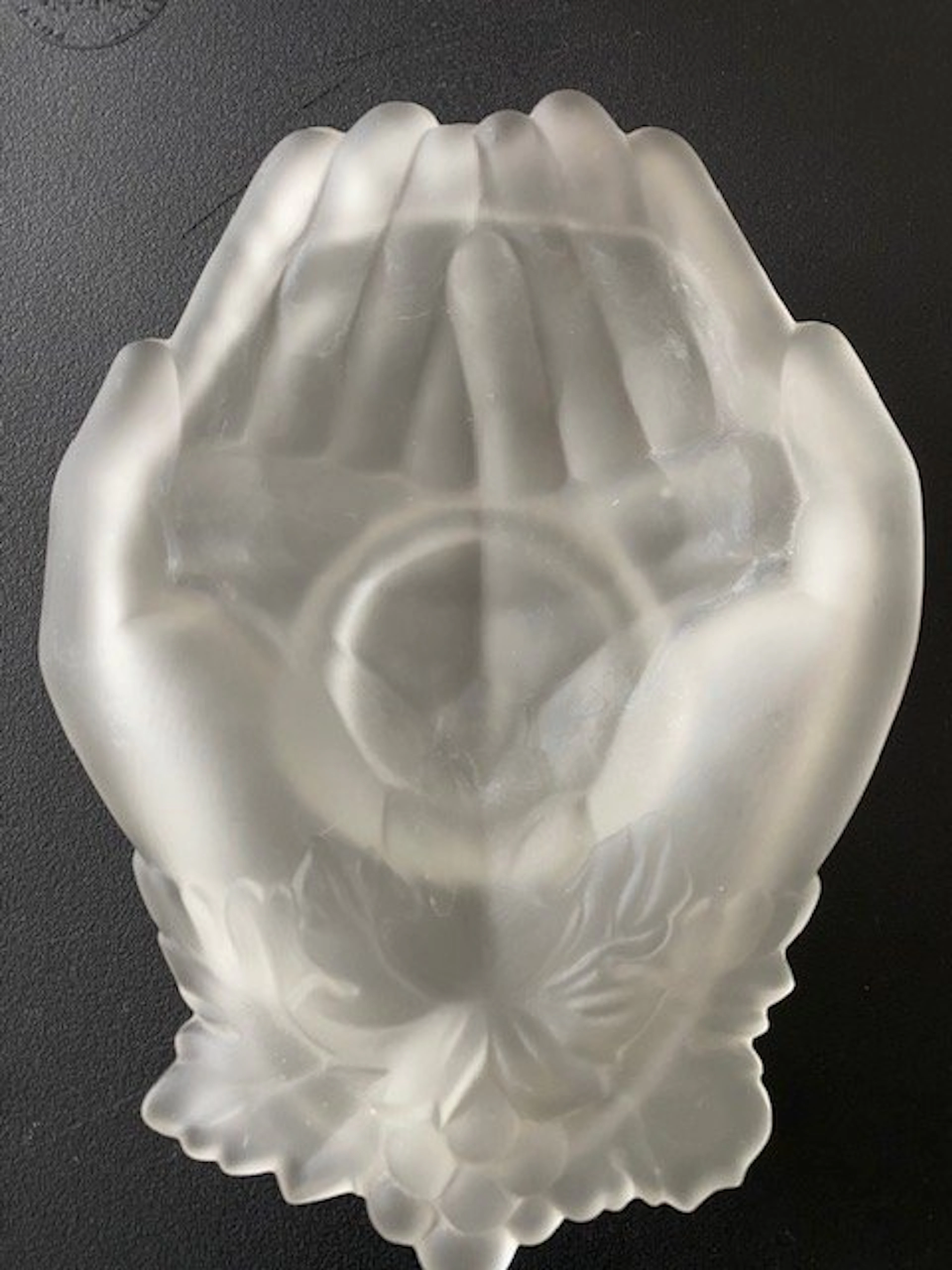 Platter - Glass - Antique satin frosted dish