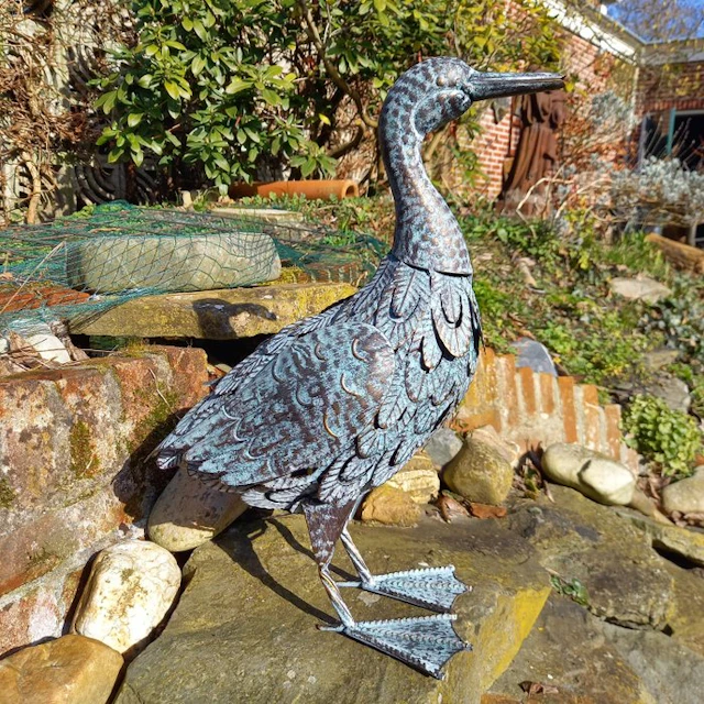 Sculpture, "Parading Duck" - 44 cm - Metal