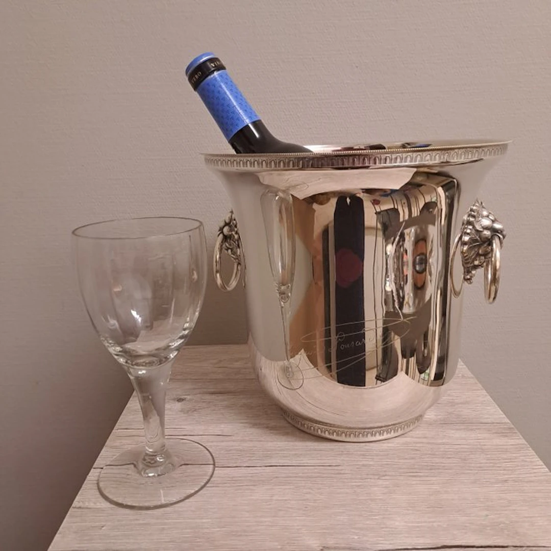 Veuve Clicquot - aderien celeste pillon - Wine cooler...