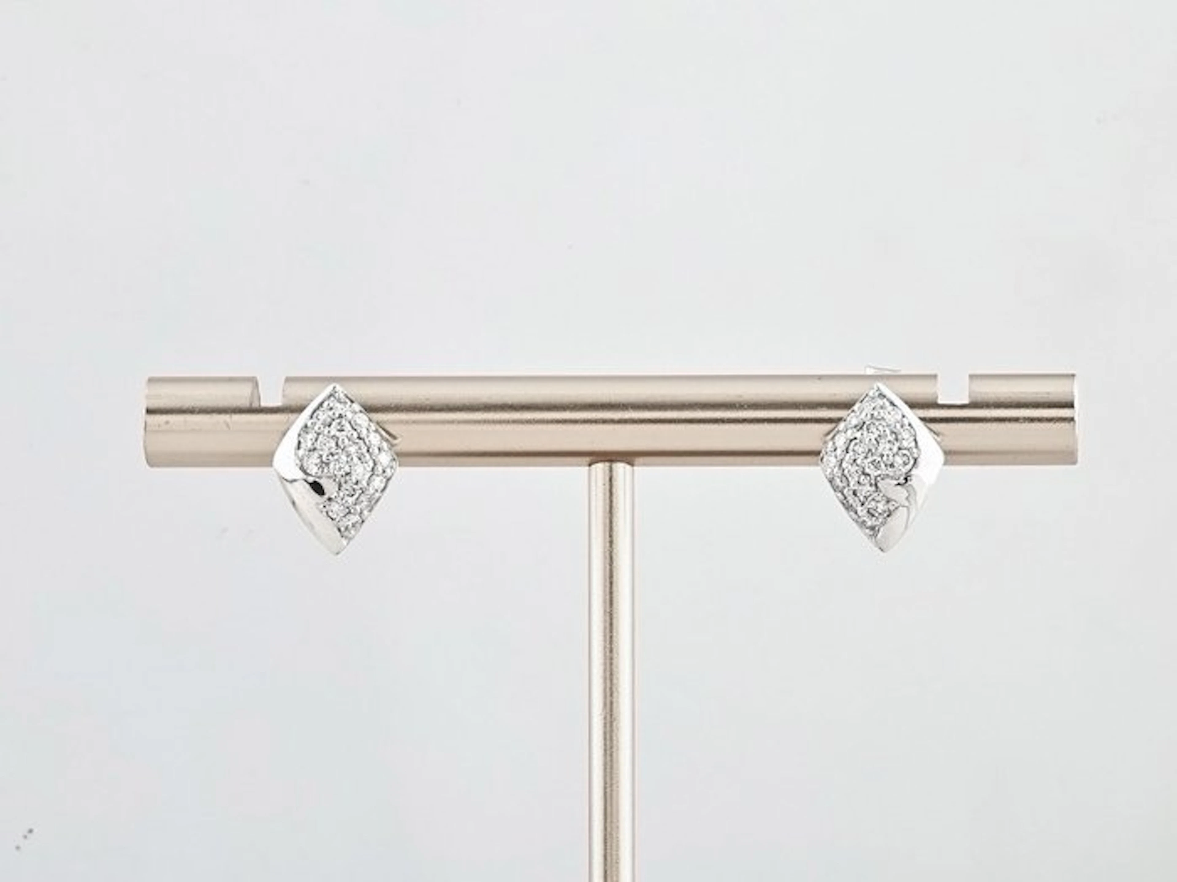 Earrings - 14 kt. White gold - 0.30ct. tw. Diamond (Natural)
