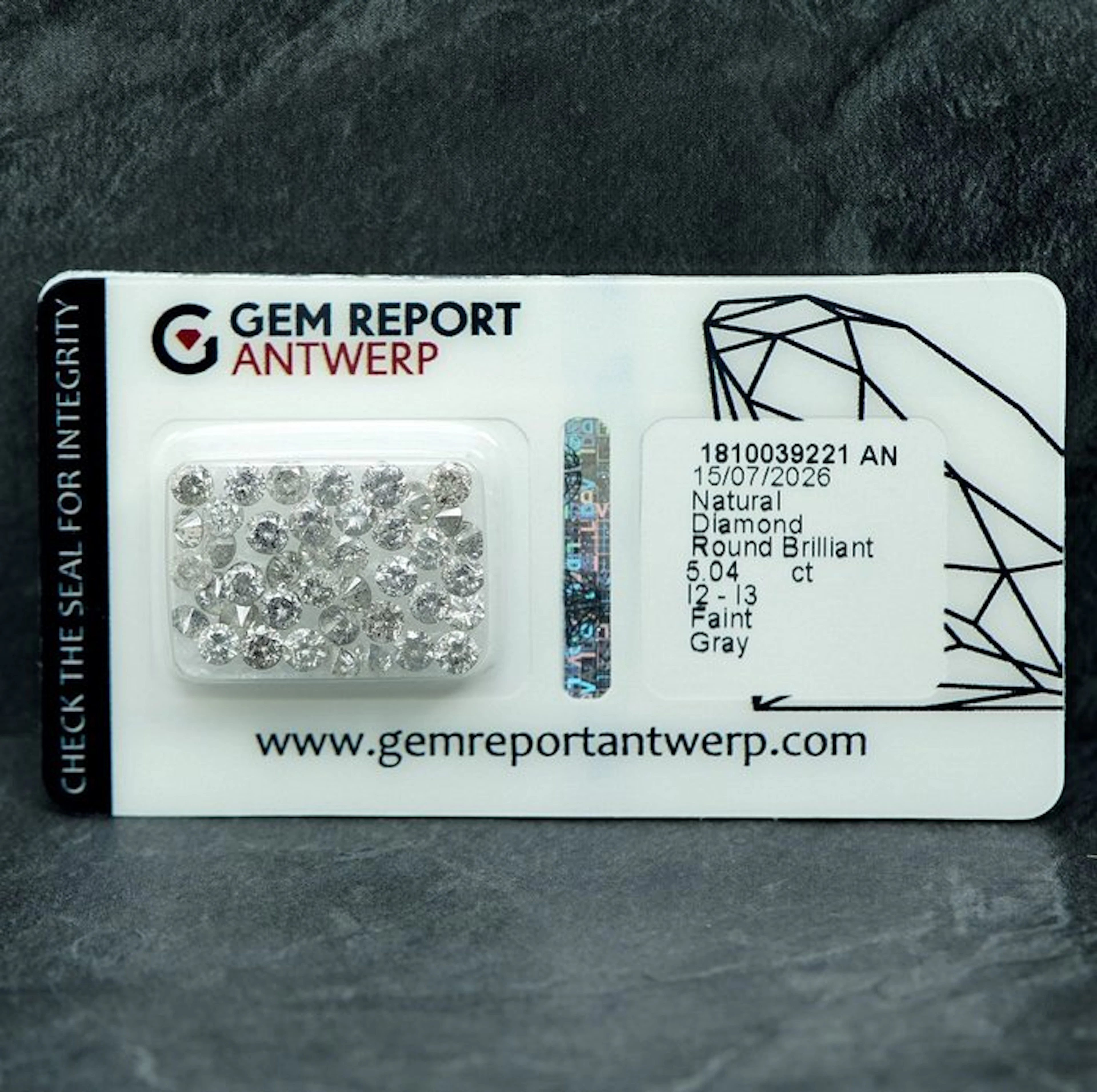 No reserve price - 41 pcs Diamond (Natural coloured)...