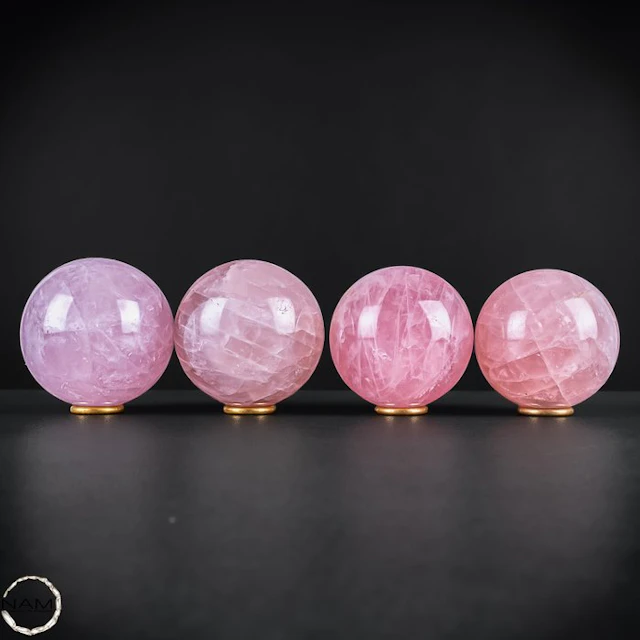Rose Quartz Sphere Set – Timeless Elegance in Soft Pink...