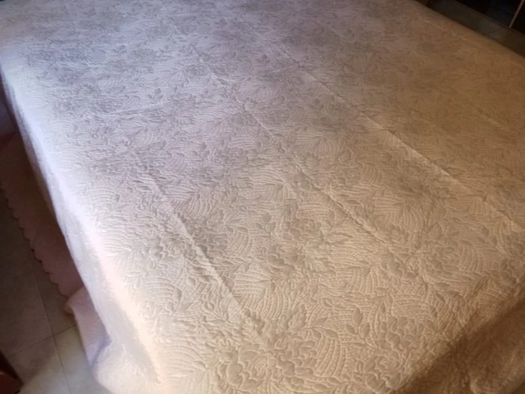 Bedspread - 260 cm - 270 cm - Luxurious jacquard fabric