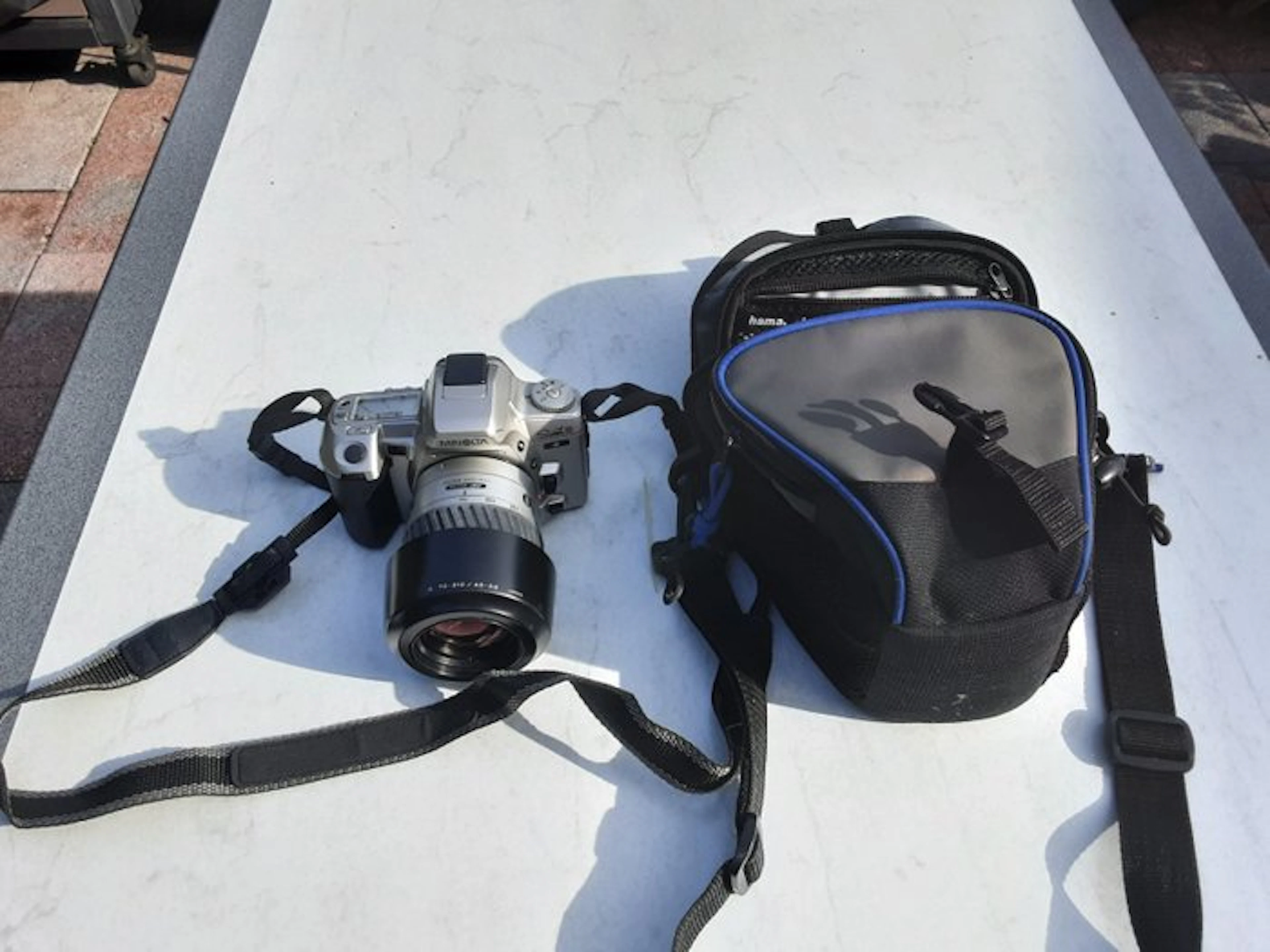 Minolta Sweet S α + 70-200mm Analogue camera