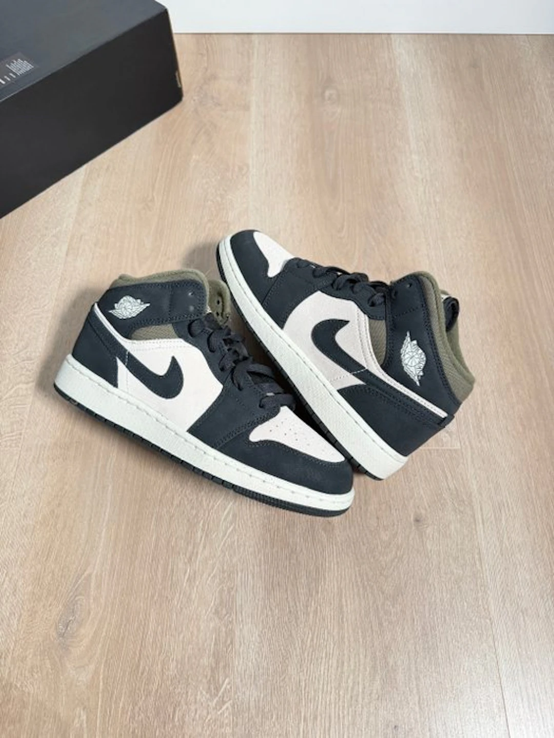 Air Jordan - Sneakers - Size: EU 36 - New with tags