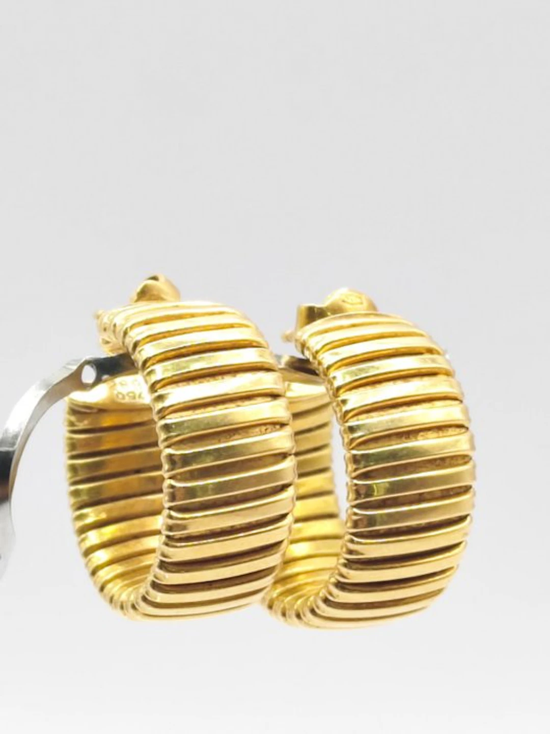 Earrings - 18 kt. Yellow gold