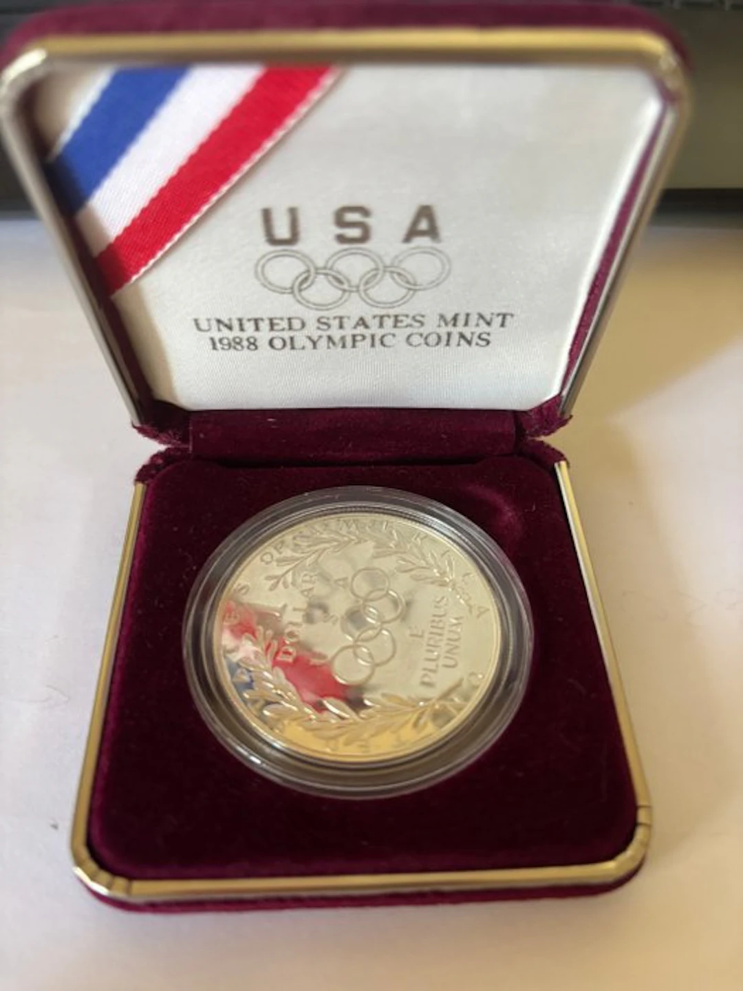 United States. 1 Dollar 1988 (No reserve price)