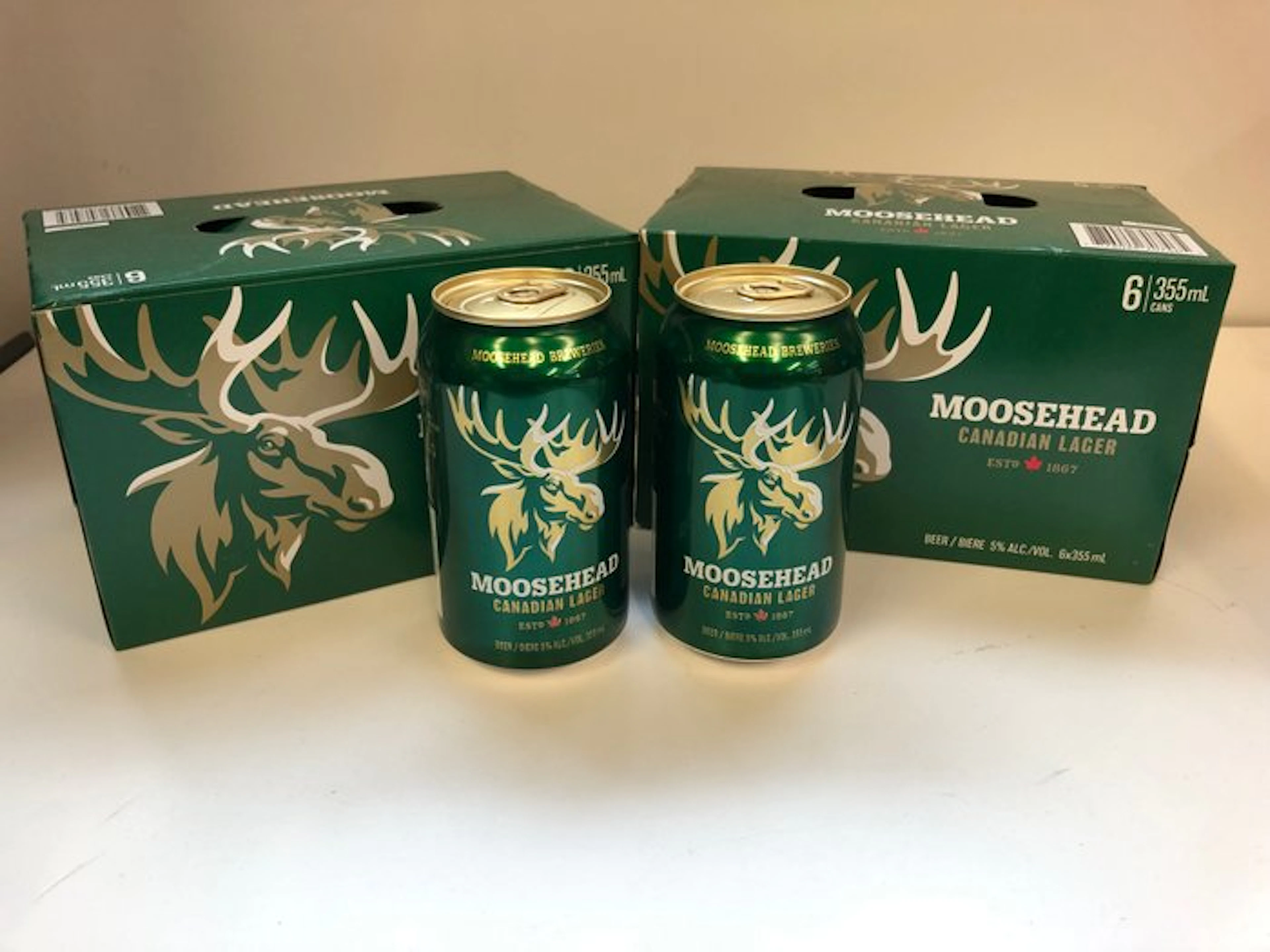 Moosehead - Canadian Lager - 355 mL - 14 bottles