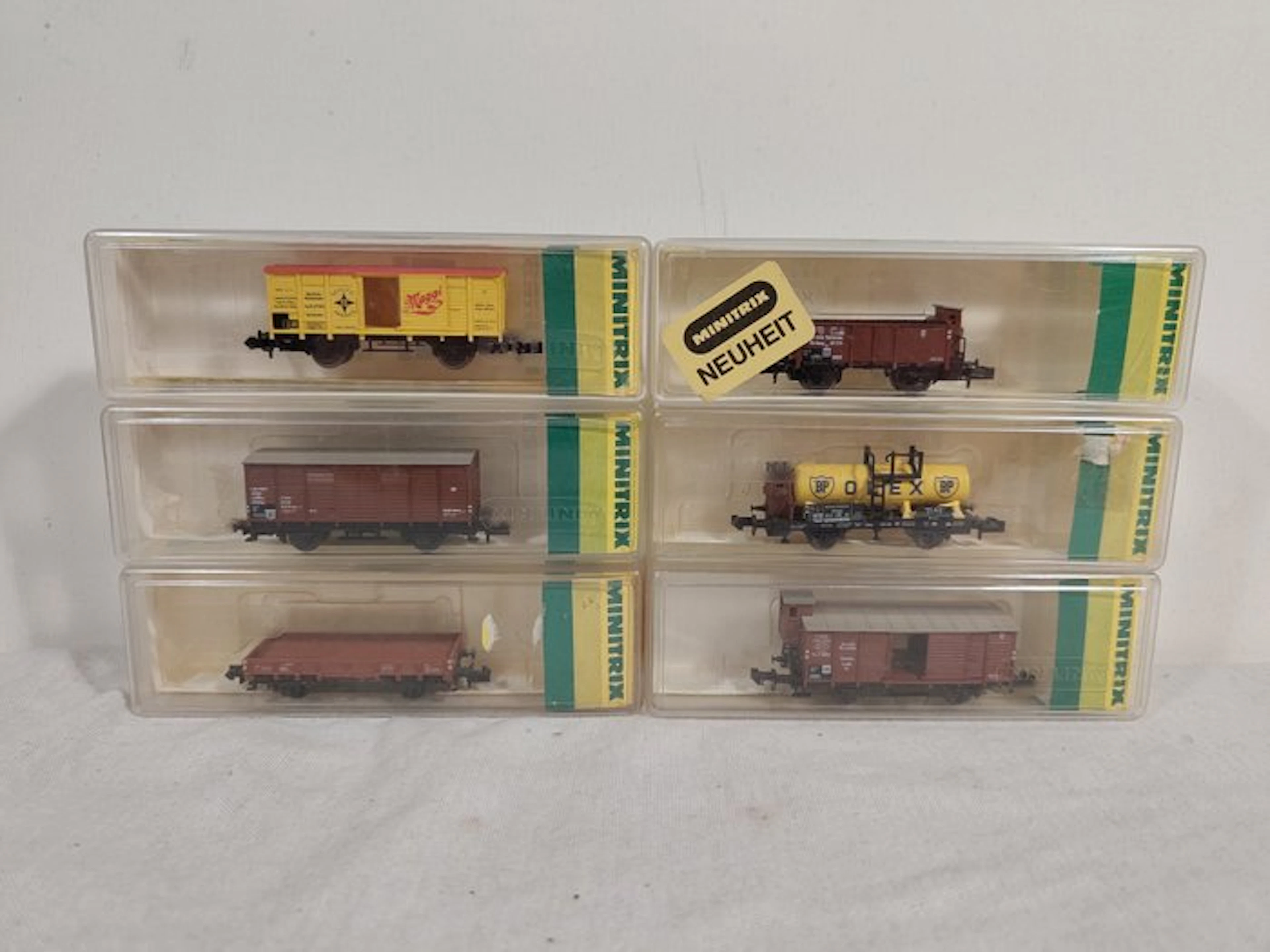 Minitrix N - Model train freight carriage (6) - various